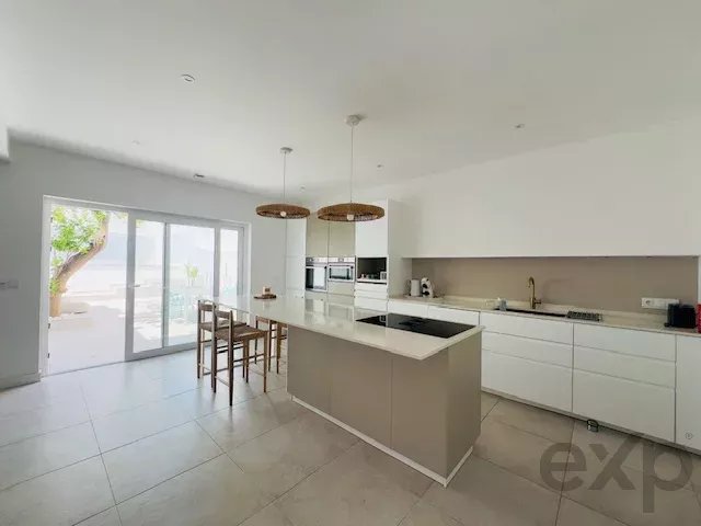 Exceptional villa in the heart of Fuseta 87108928 image 5