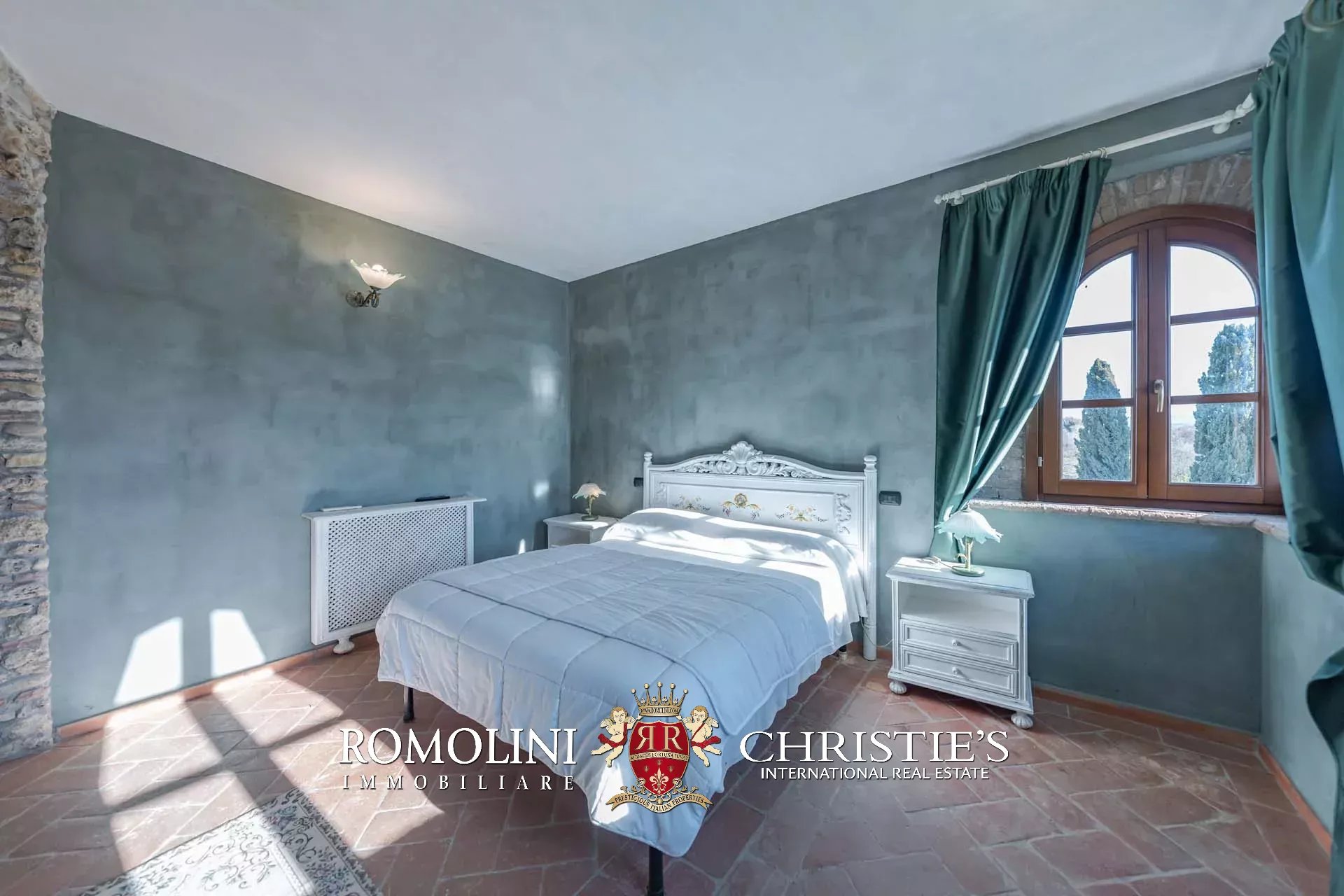 20 Bedroom Chateau's Image 43