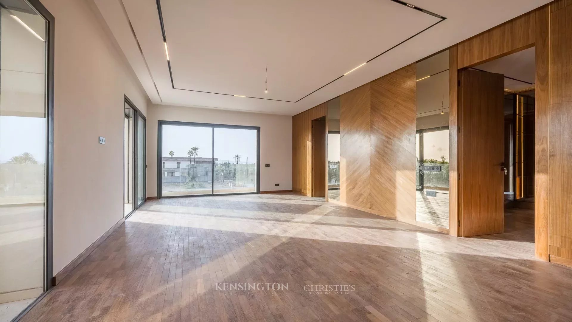 5 Bedroom Villa/Townhouse's Image 11