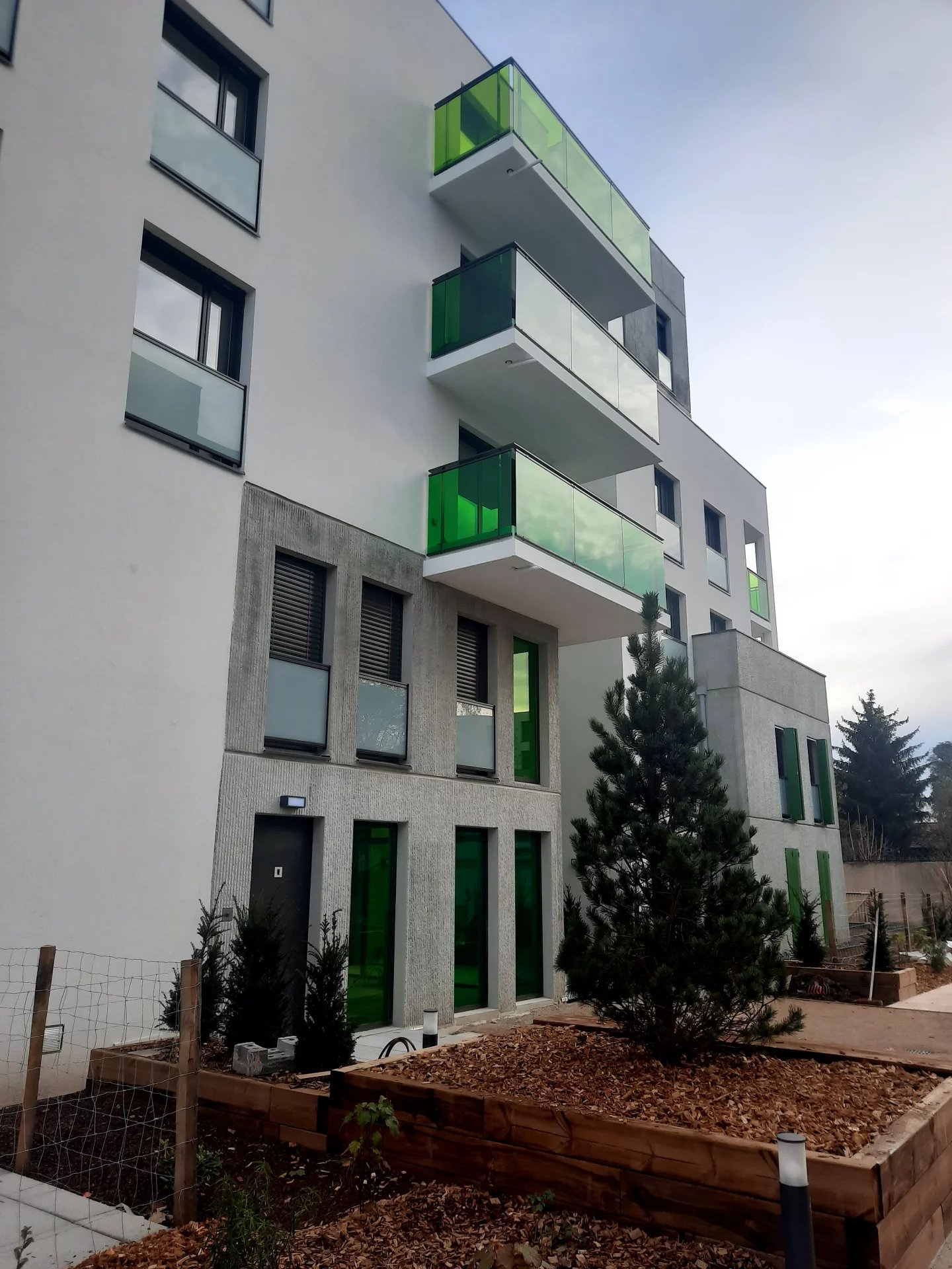 83606665 Location Villeurbanne