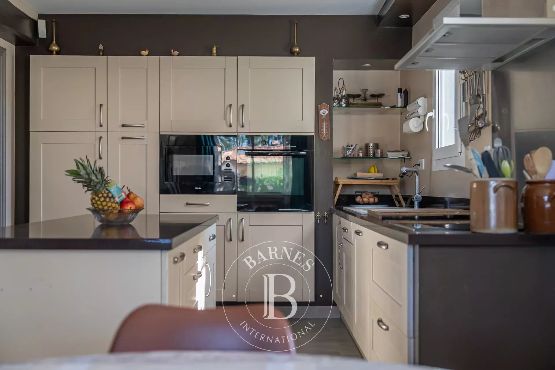 Villa Villelaure - picture 7