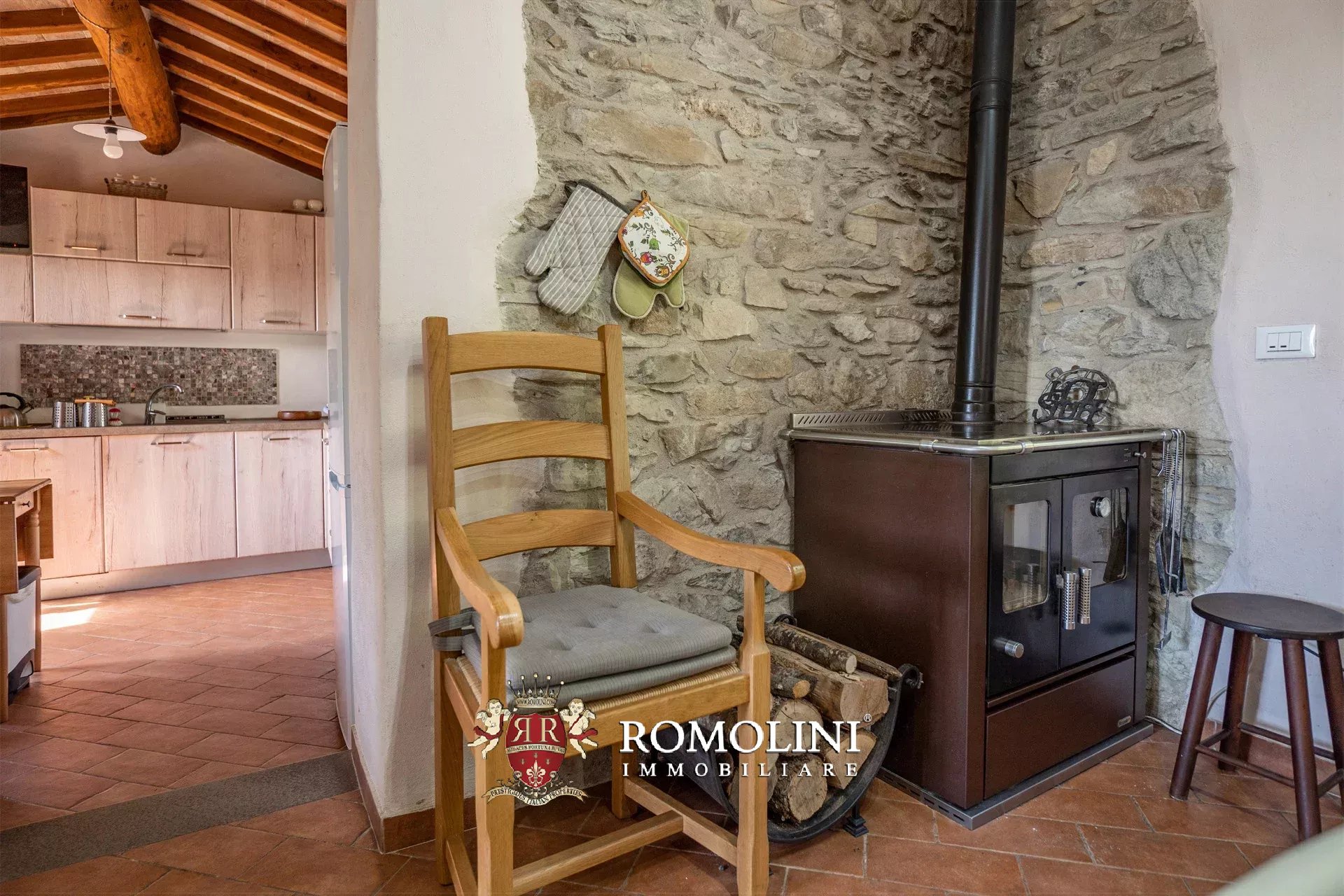6 Bedroom Villa/Townhouse's Image 90