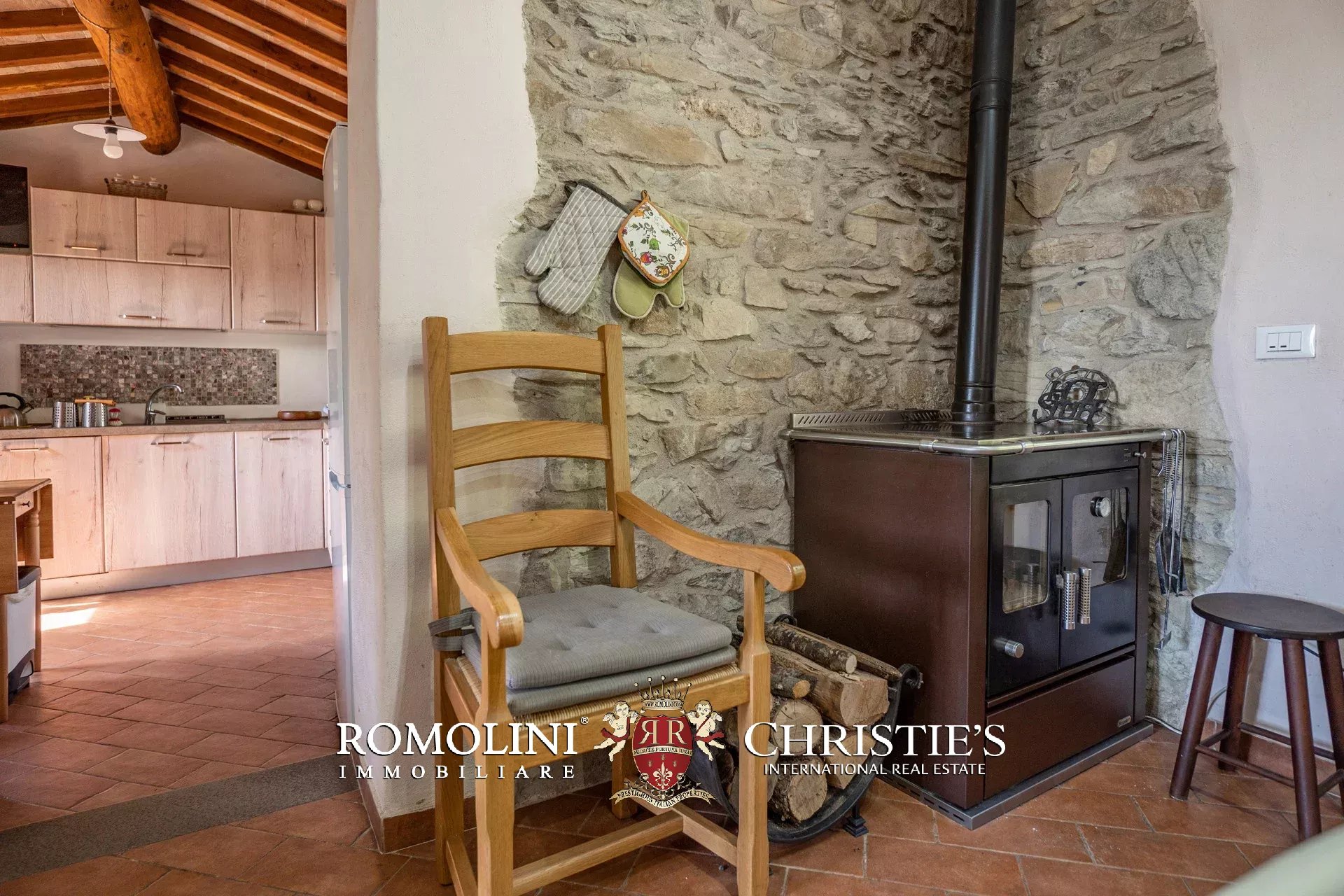 6 Bedroom Villa/Townhouse's Image 89