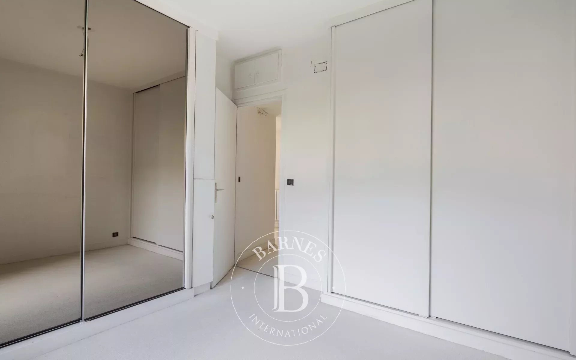 Daire Paris 18ème - picture 11