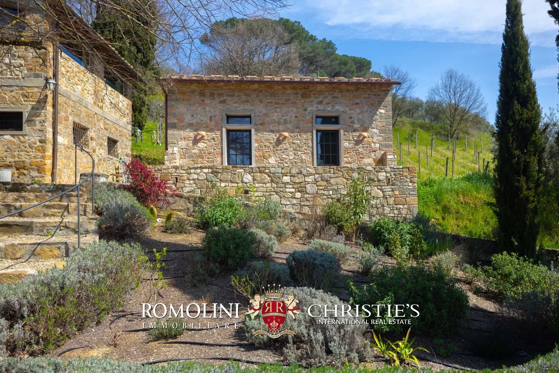 5 Bedroom Vineyard's Image 26