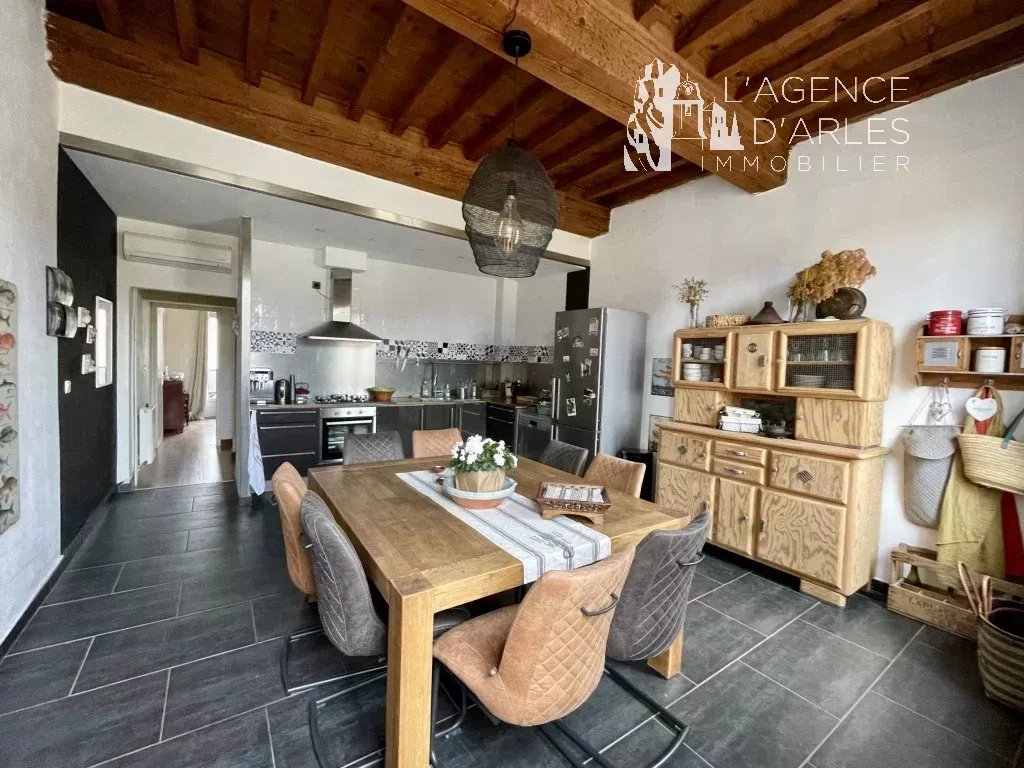 Near Arles - Beautiful village house with terrace