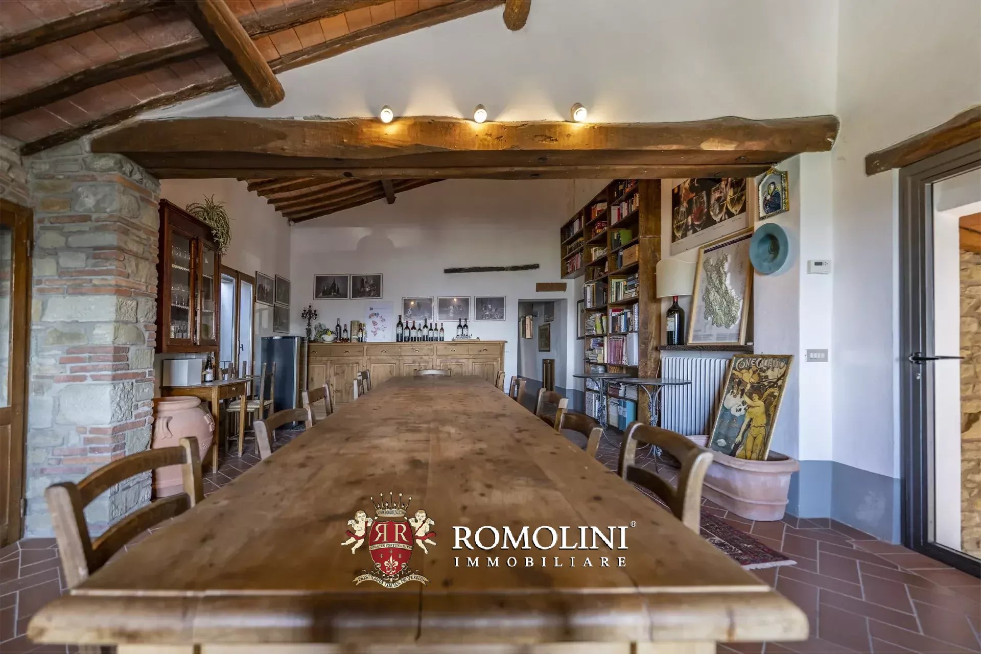 7 Bedroom Villa/Townhouse's Image 24