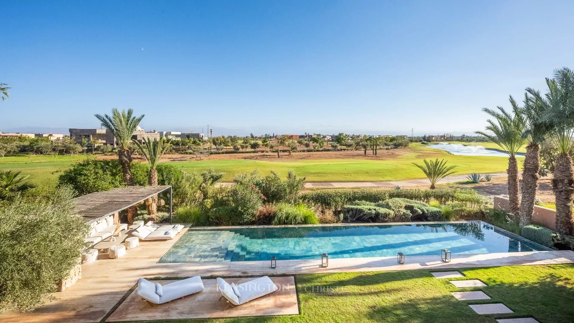 6 Bedroom Villa/Townhouse's Image 23