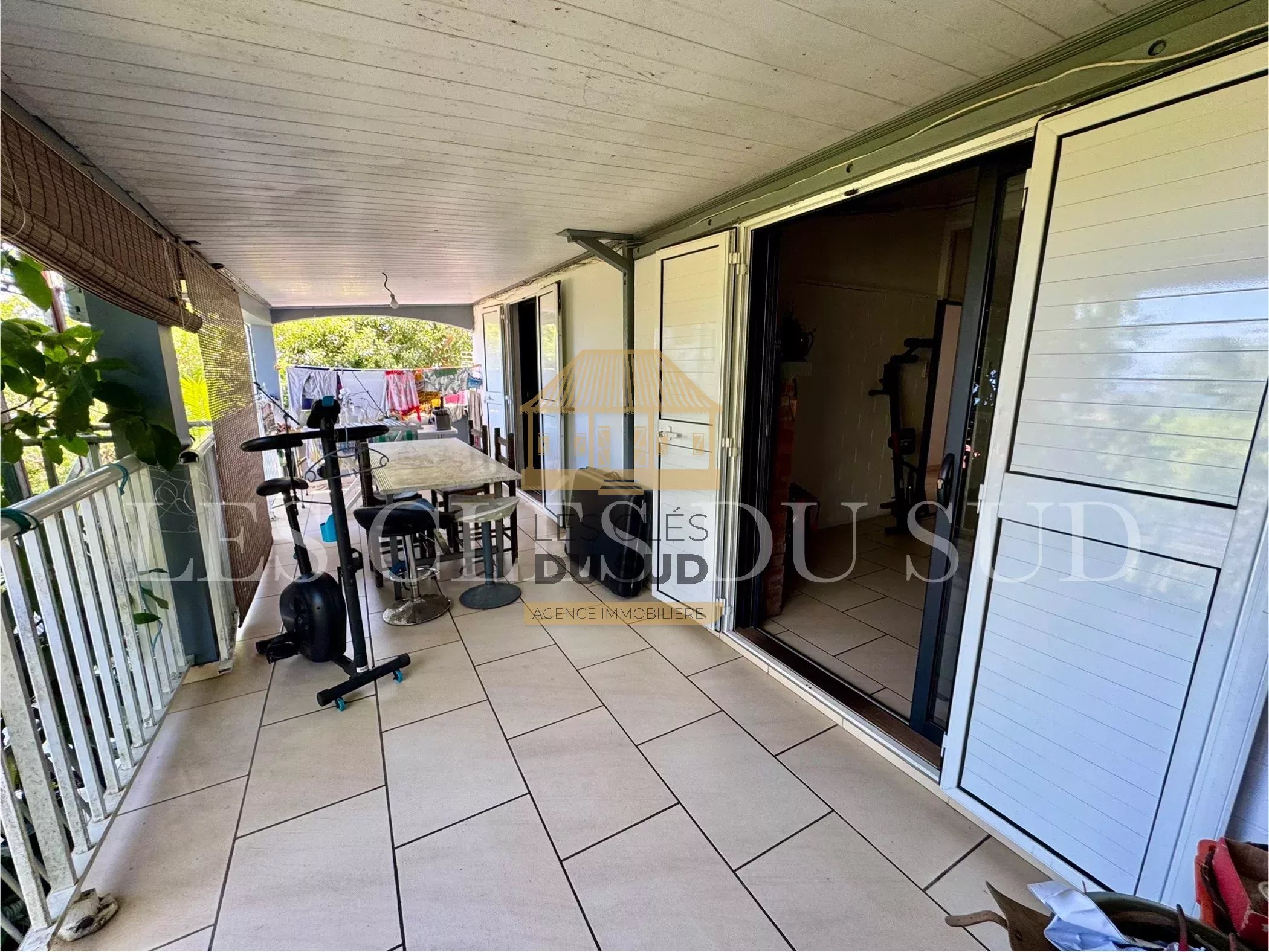 SAINT-JOSEPH – MAISON 3 CHAMBRES + GARAGE – SECTEUR CALME