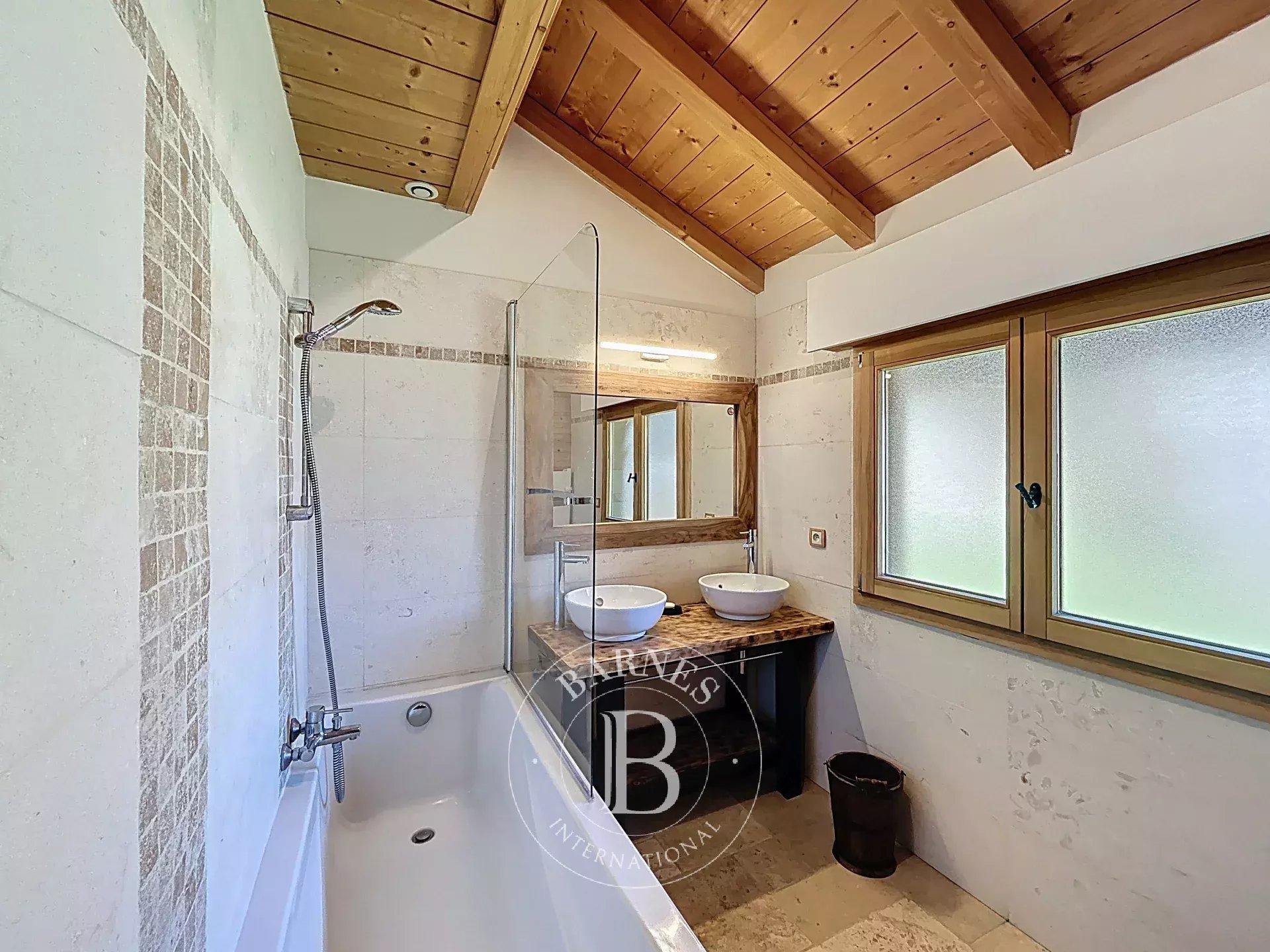 Photo of Essert-Romand – 4-Bedroom Chalet + Independent 1-Bedroom Apartment – Seasonal Rental