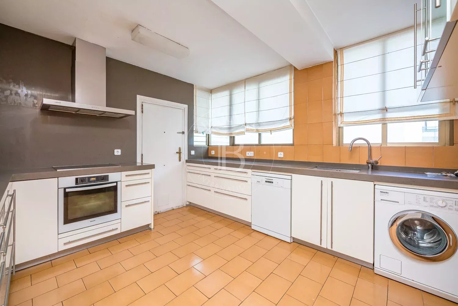 Daire Madrid - picture 23