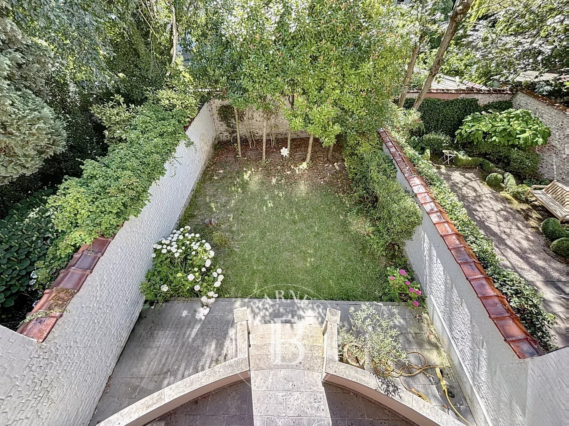 Maison familiale - Jardin et garage