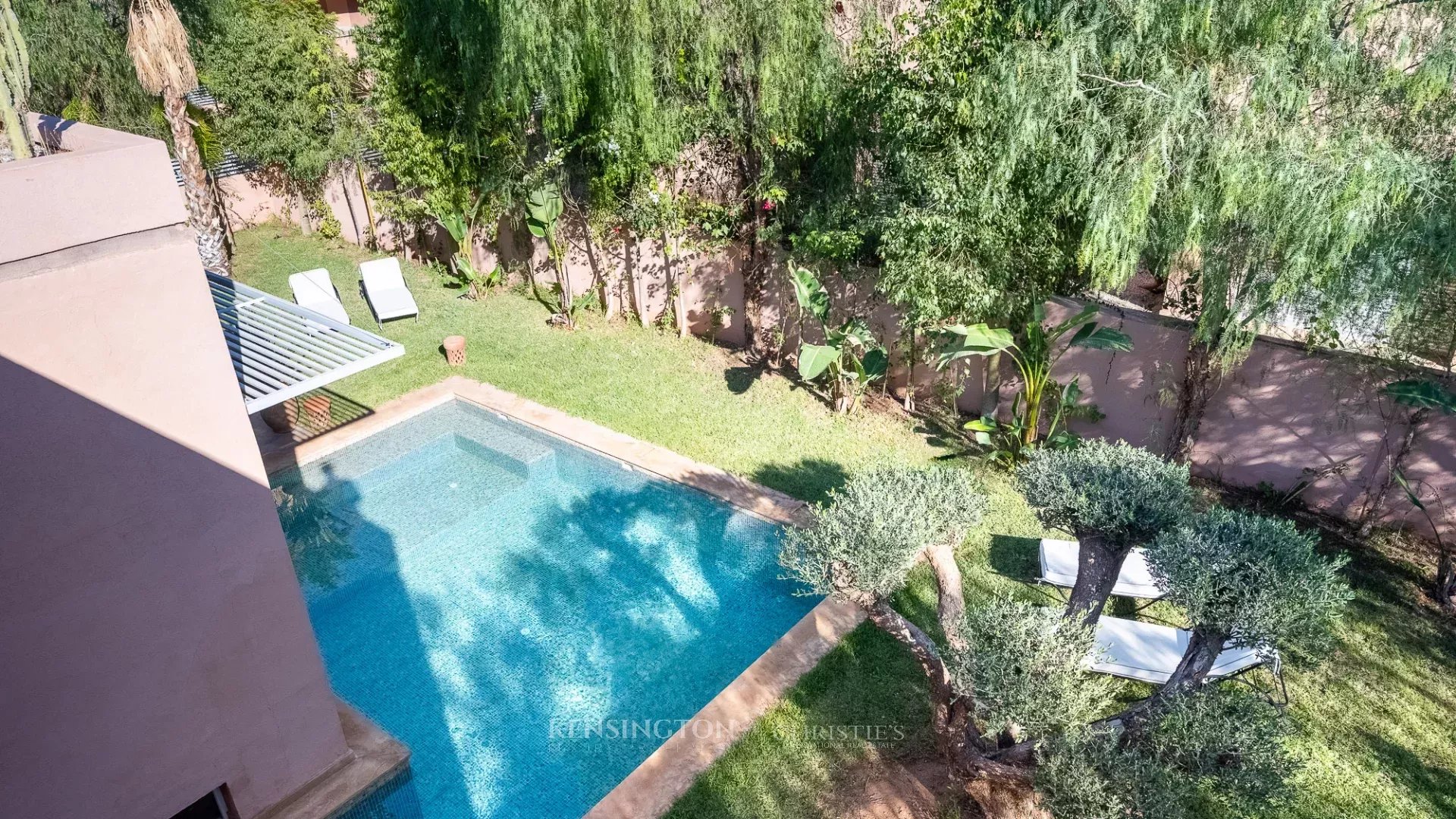 4 Bedroom Villa/Townhouse's Image 27