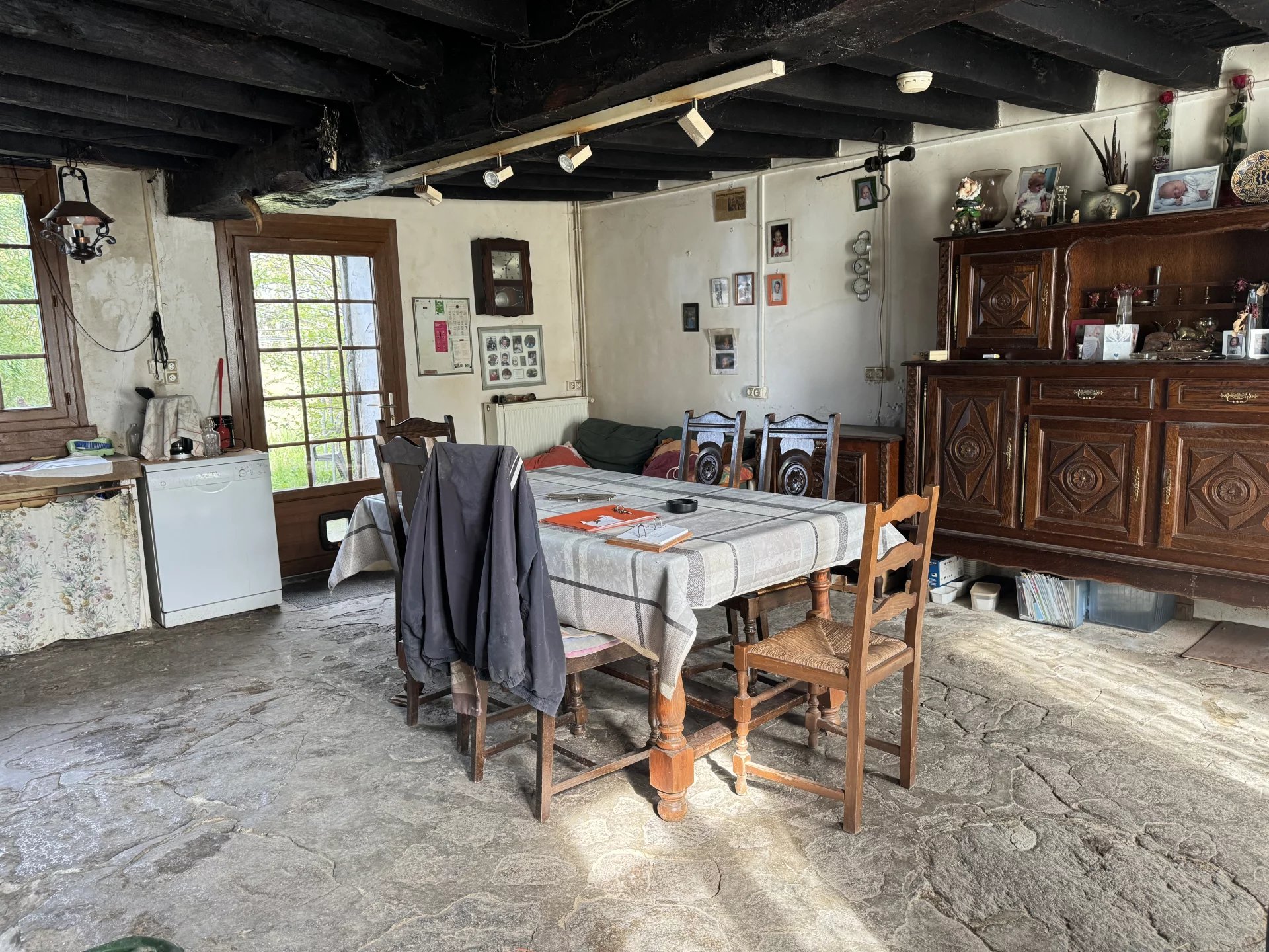 Farmhouse to renovate - Between Guéret and Jarnages