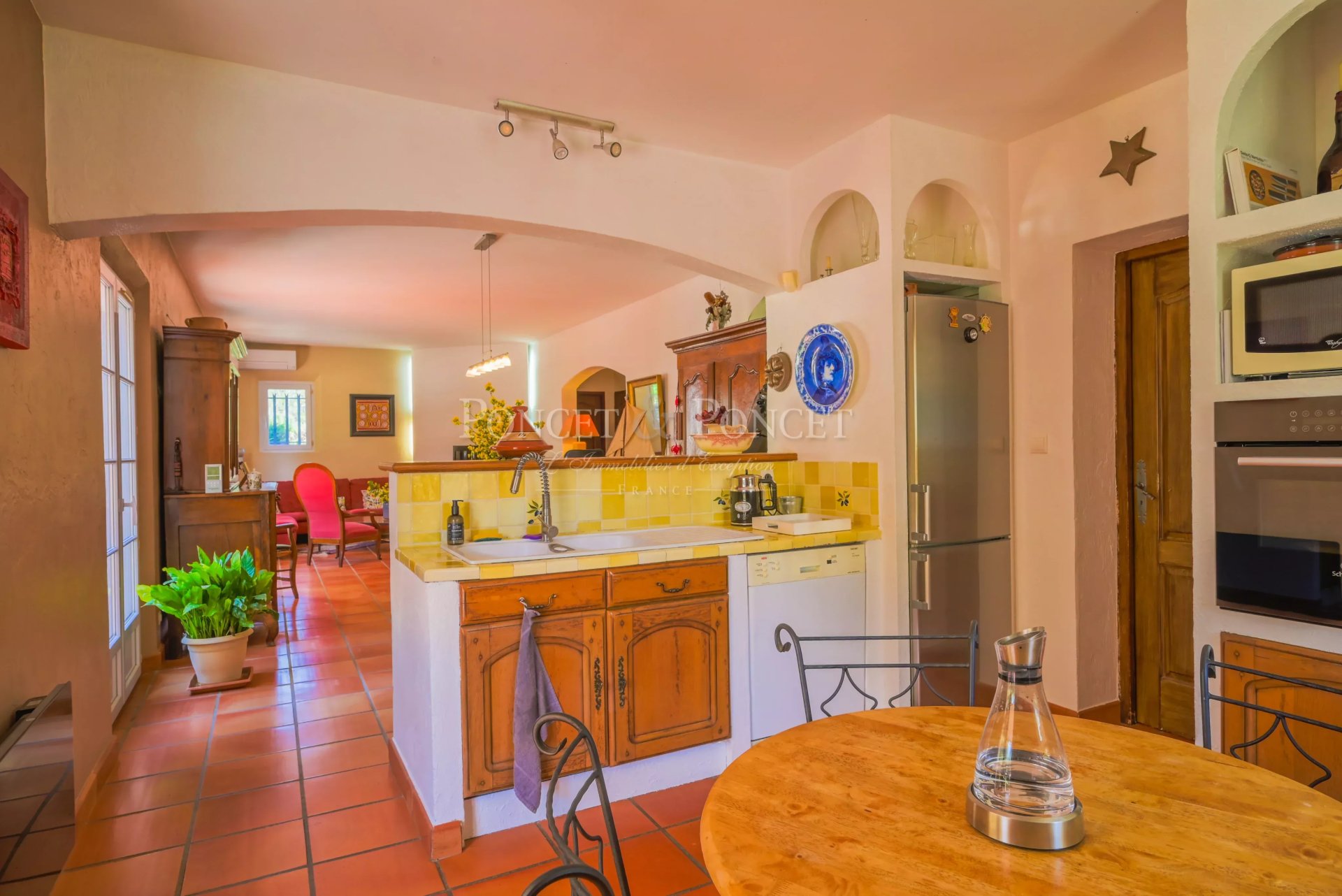 3 Bedroom Villa/Townhouse's Image 13