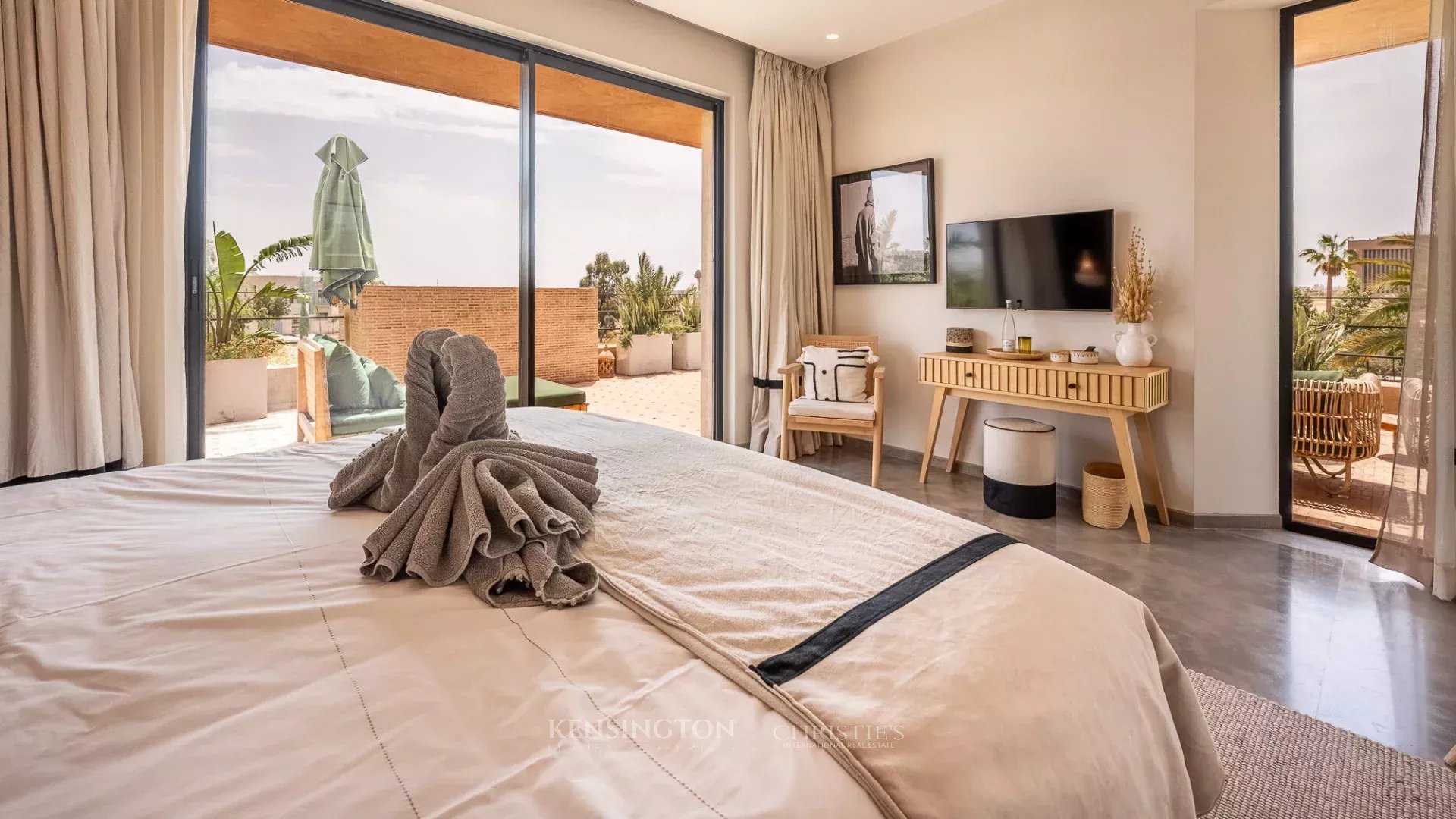 6 Bedroom Villa/Townhouse's Image 47