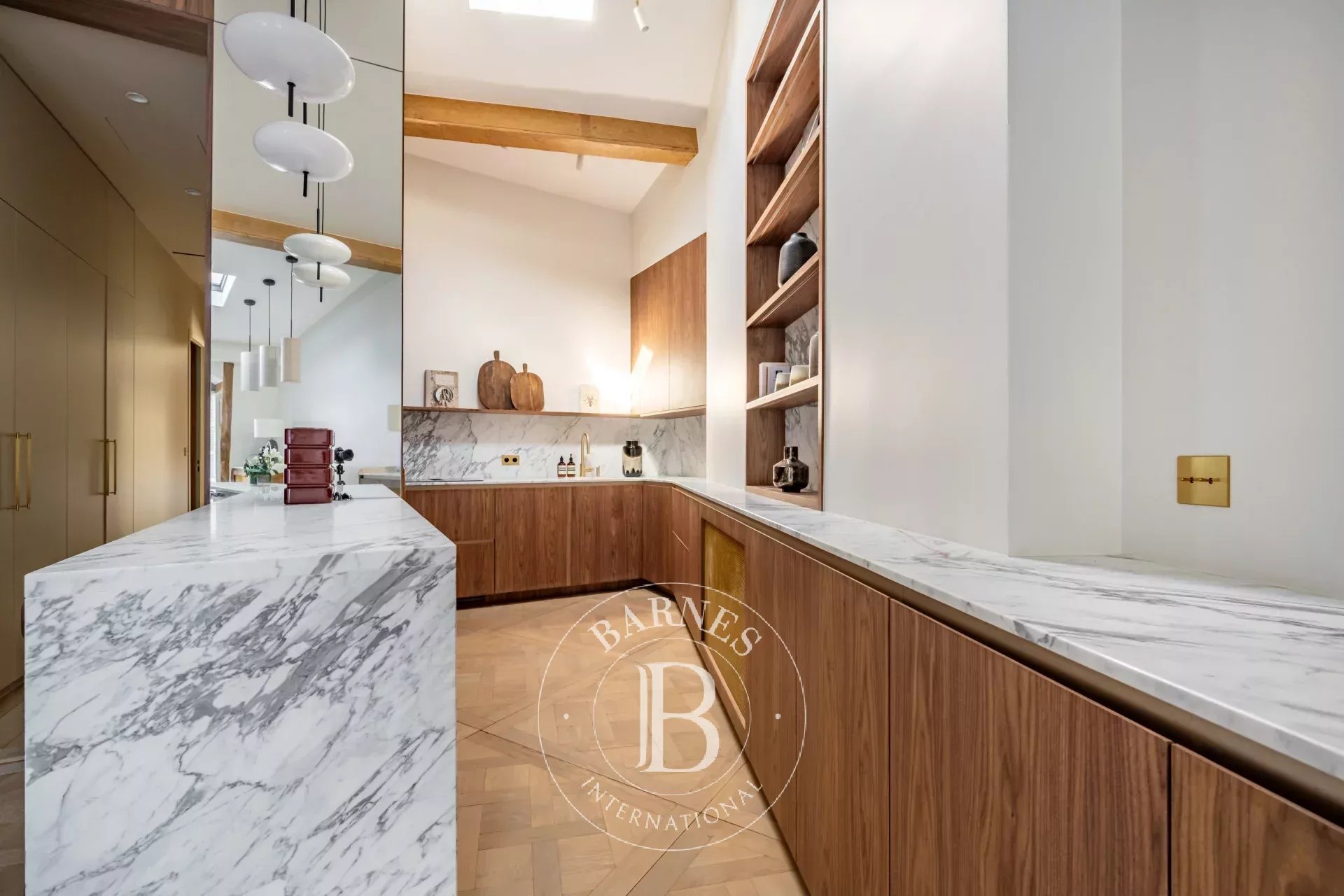 Daire Paris 4ème - picture 8