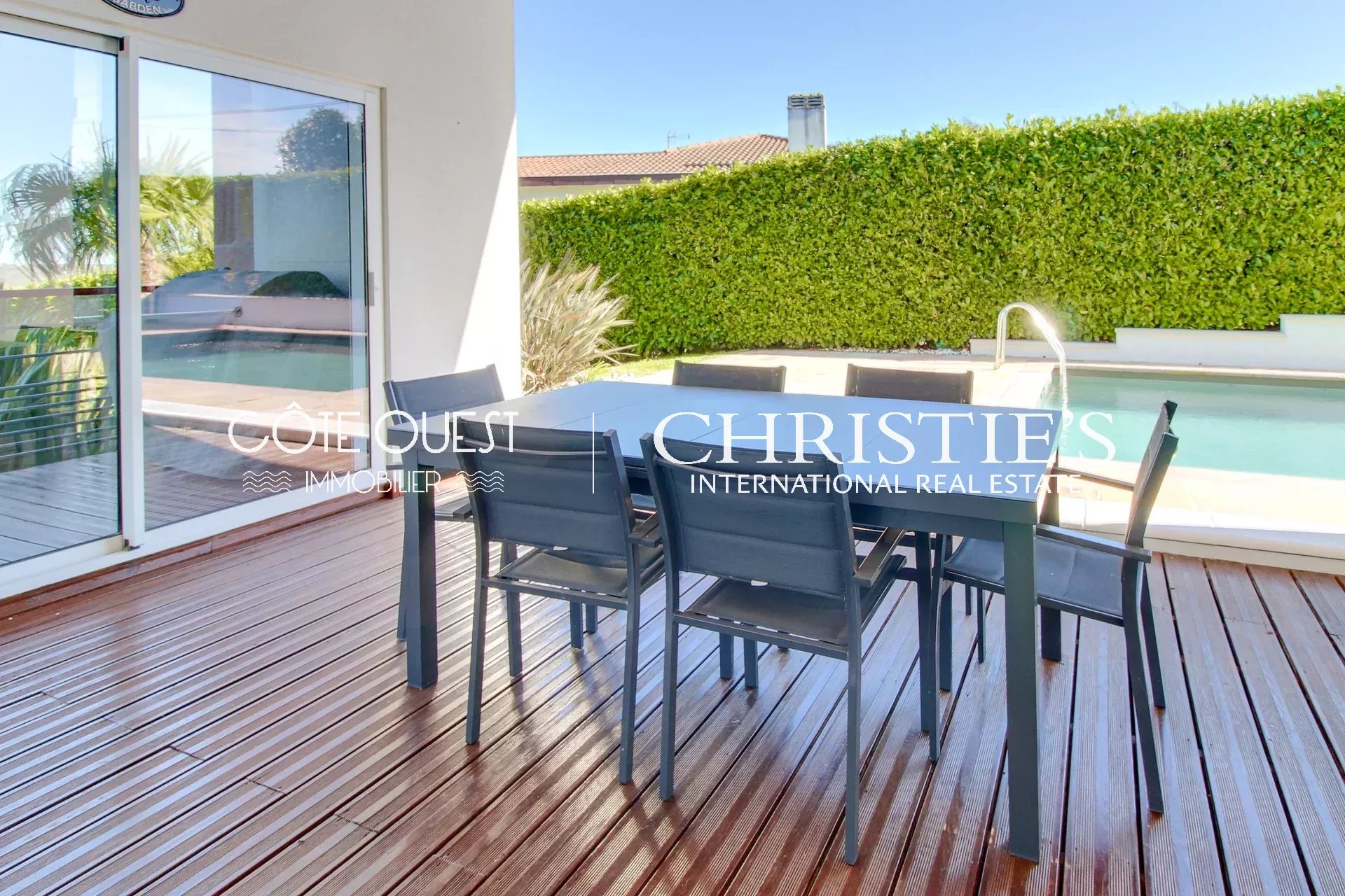 3 Bedroom Villa/Townhouse's Image 3