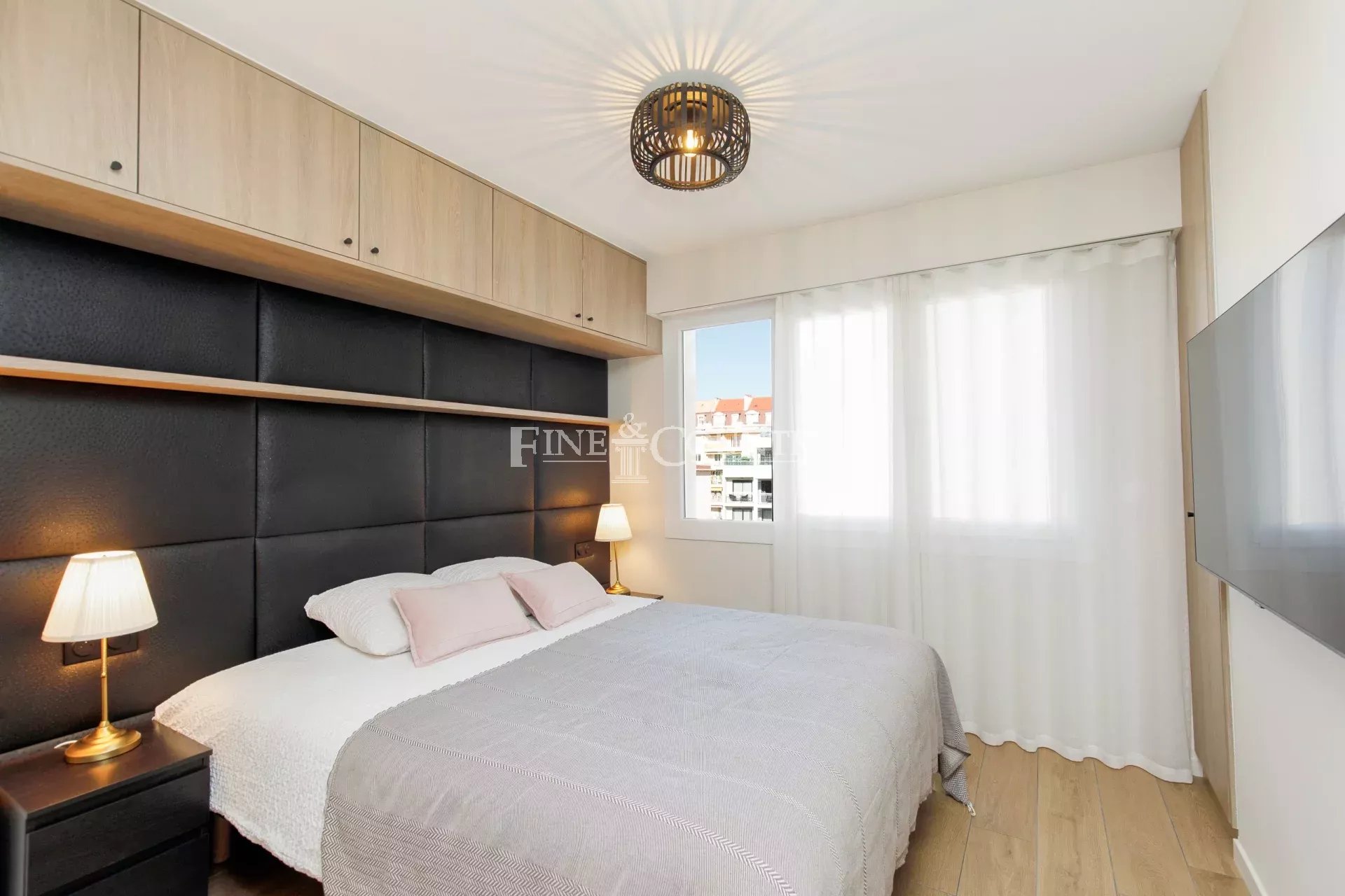 Photo of Apartment for sale in Cannes, la Banane