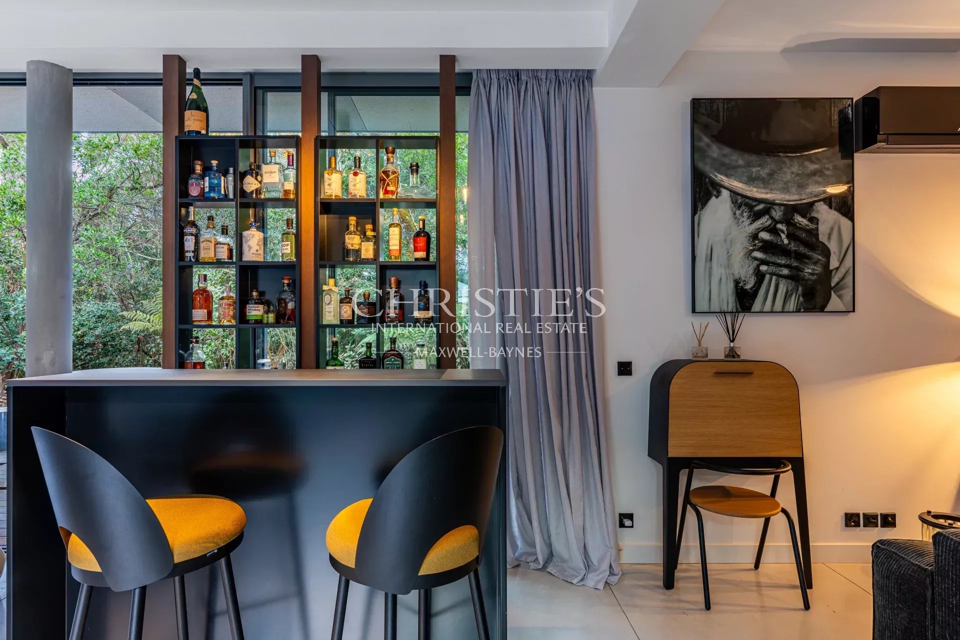 5 Bedroom Villa/Townhouse's Image 4
