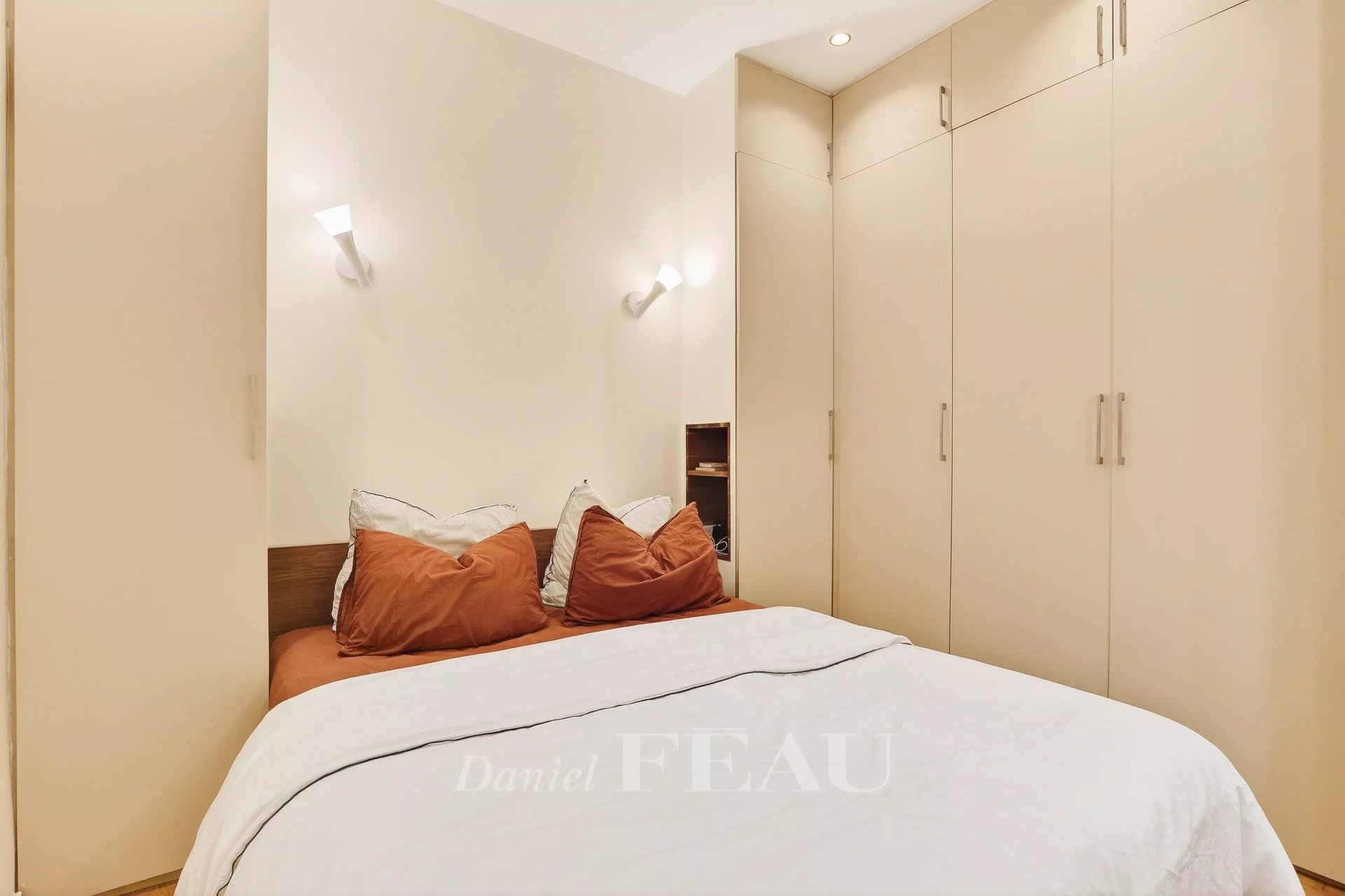 1 Bedroom Apartment/Flat's Image 8