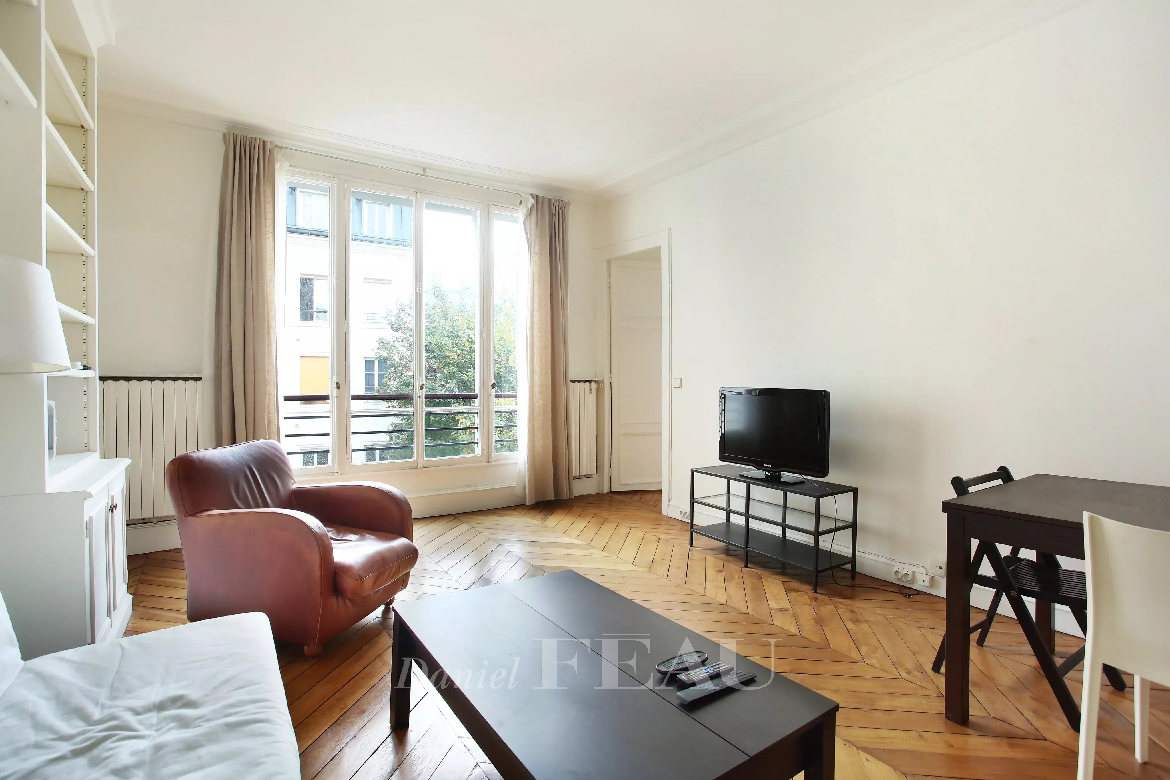 Living-room Wooden floor
