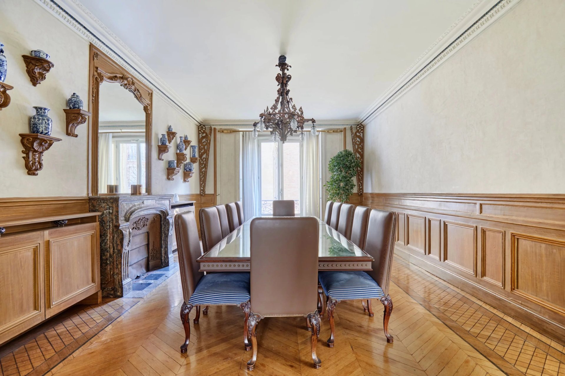 6 Bedroom Apartment/Flat's Image 5
