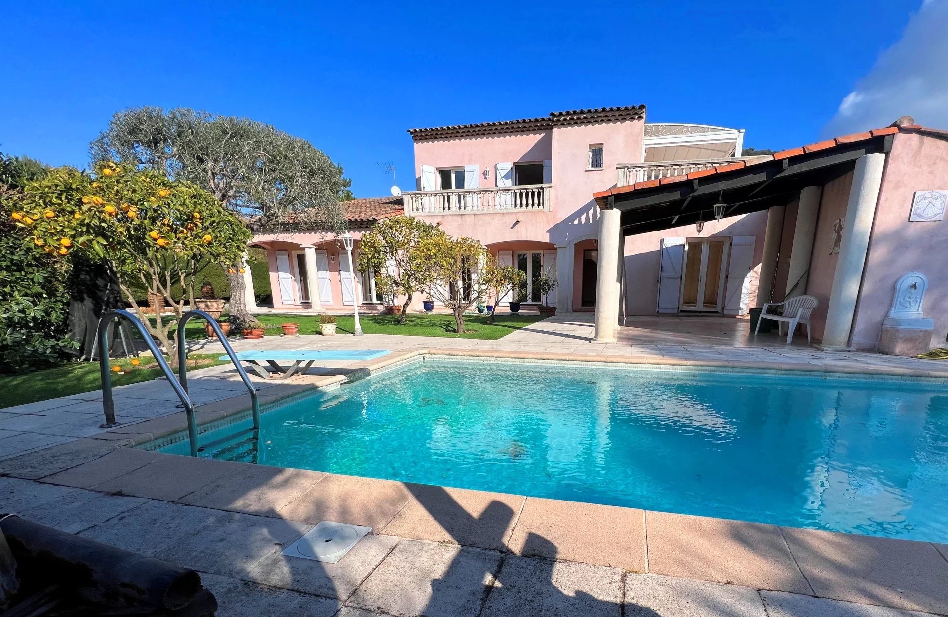 Villa Villefranche-sur-Mer 320m² Secure, quiet estate