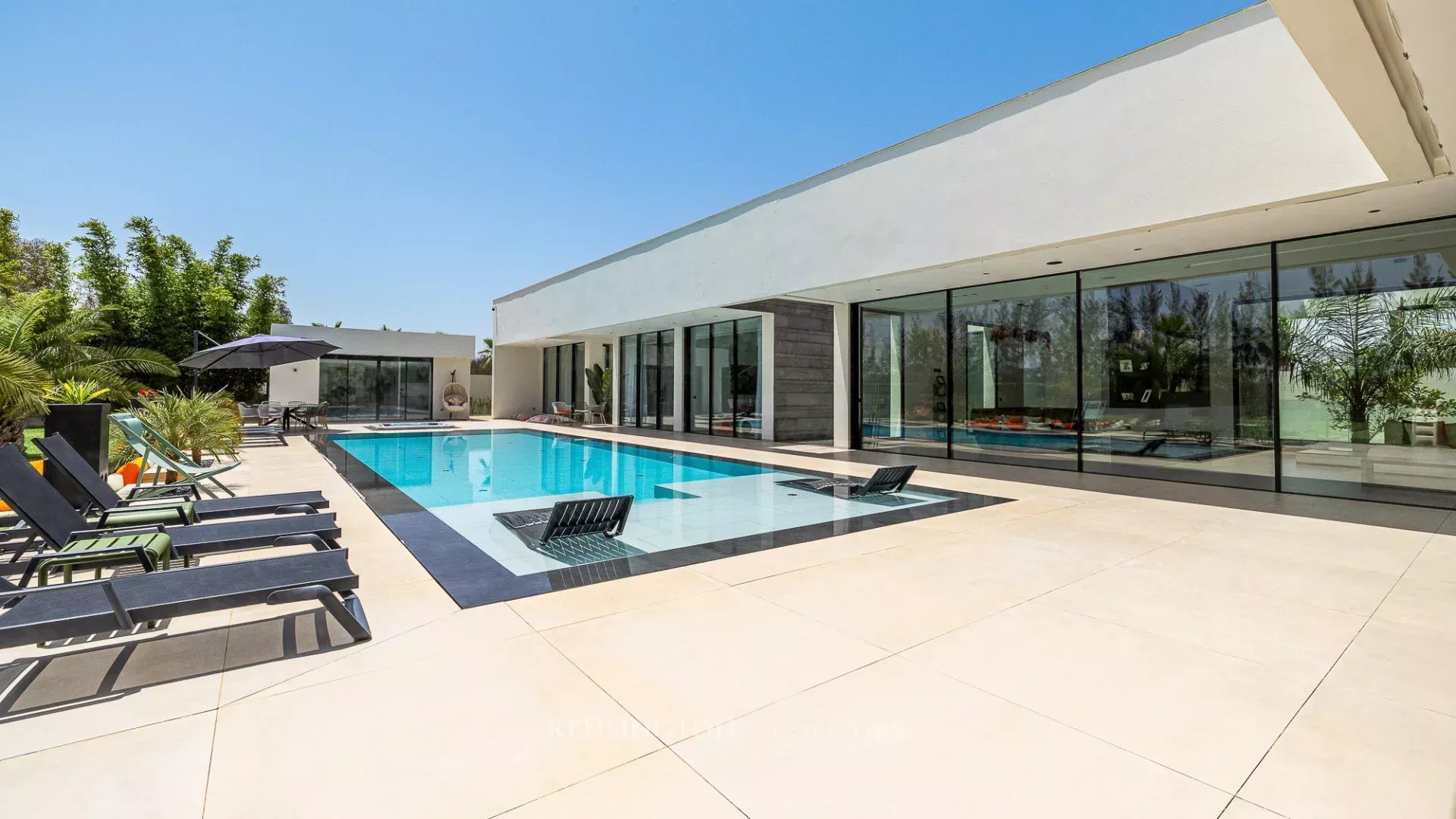 8 Bedroom Villa/Townhouse's Image 20