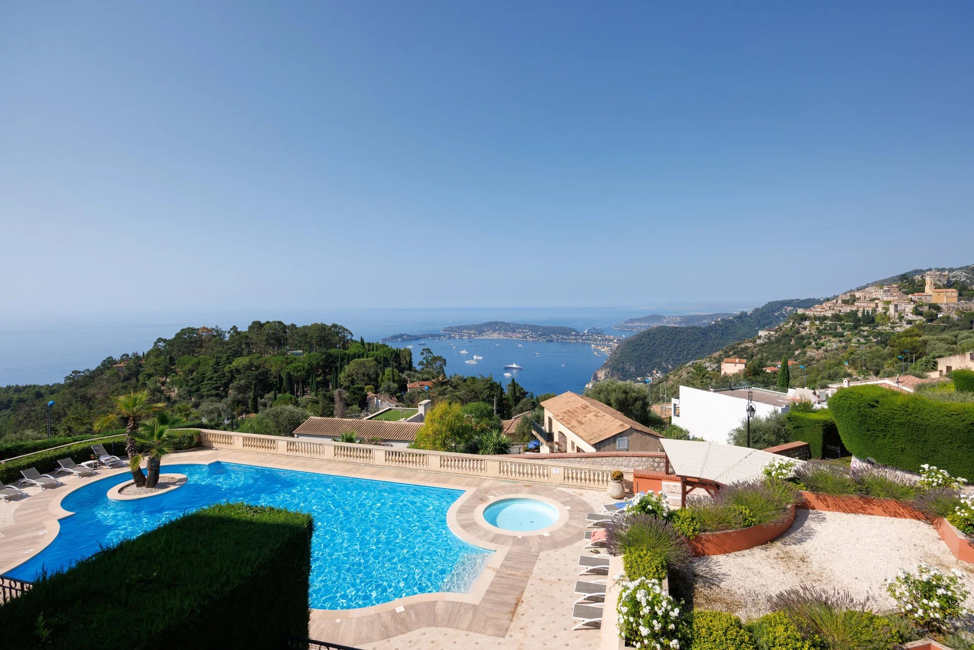 Sale Apartment Èze