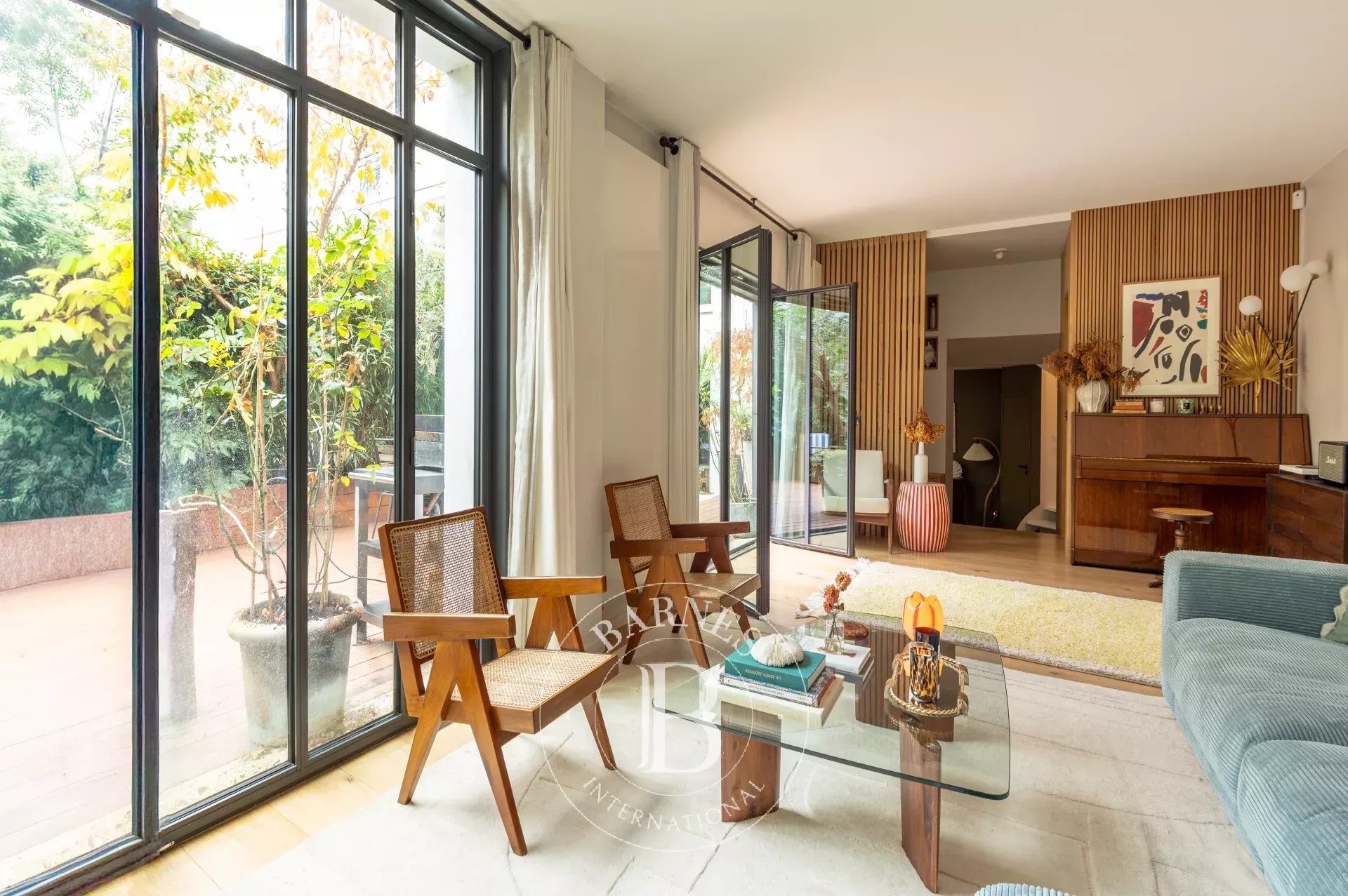 Paris  - Apartment 4 Bedrooms - picture 4