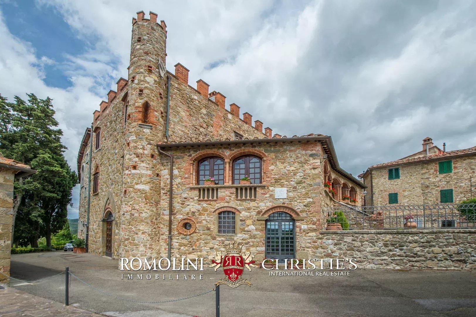 12 Bedroom Chateau's Image 23