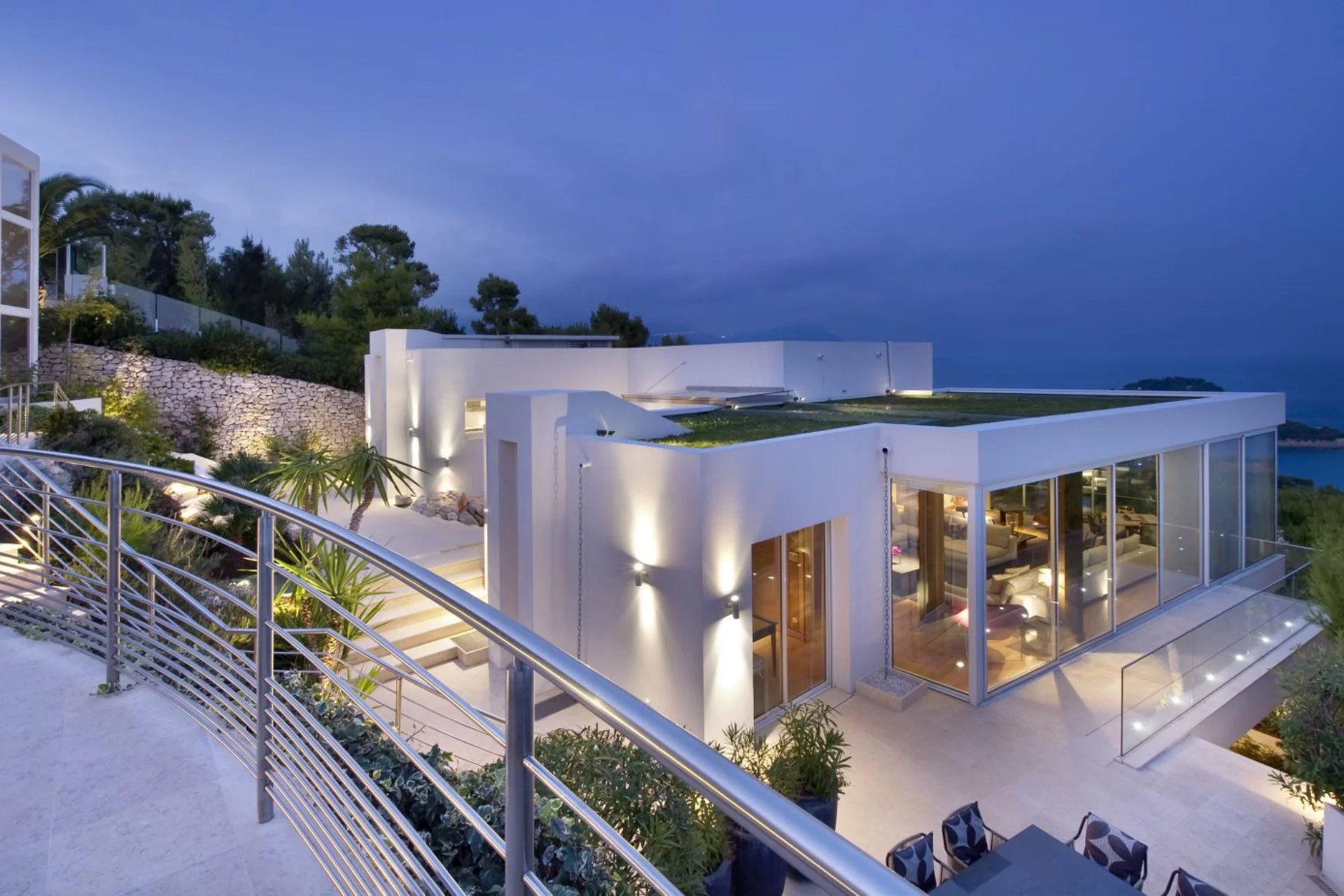 Luxury, modern 7-bedroom villa with hotel service