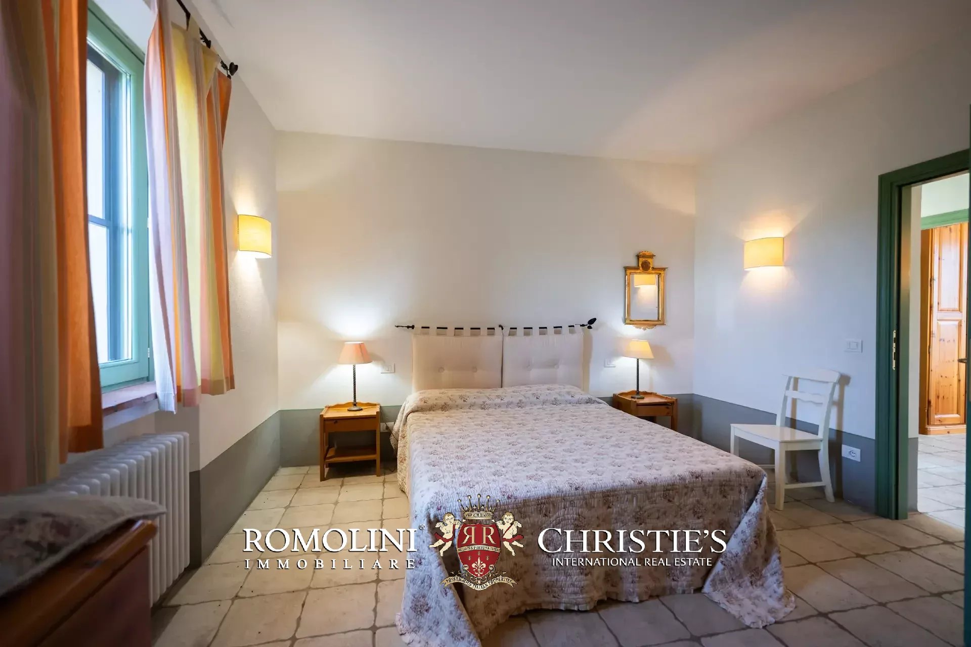 6 Bedroom Villa/Townhouse's Image 33