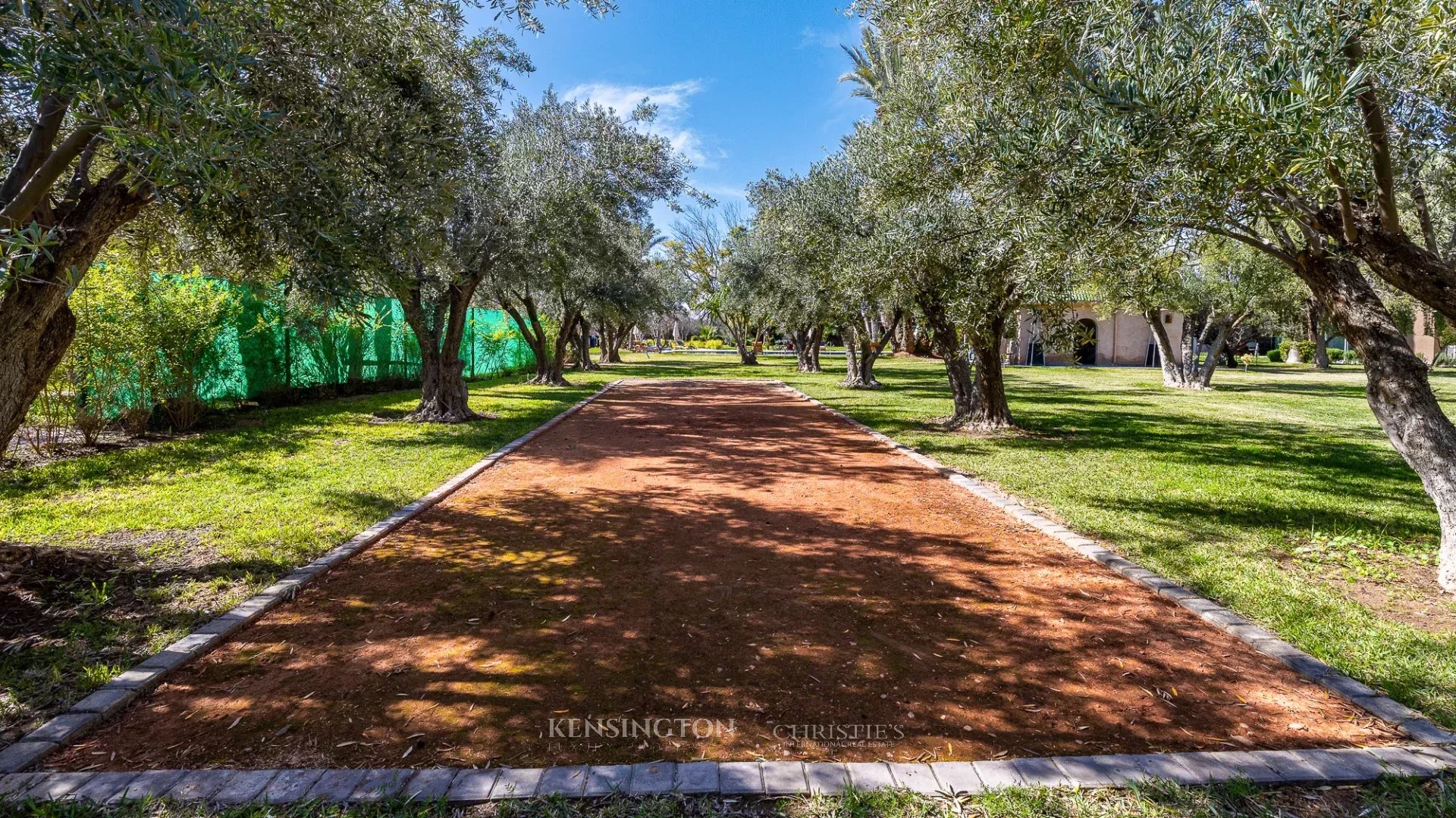 9 Bedroom Villa/Townhouse's Image 88