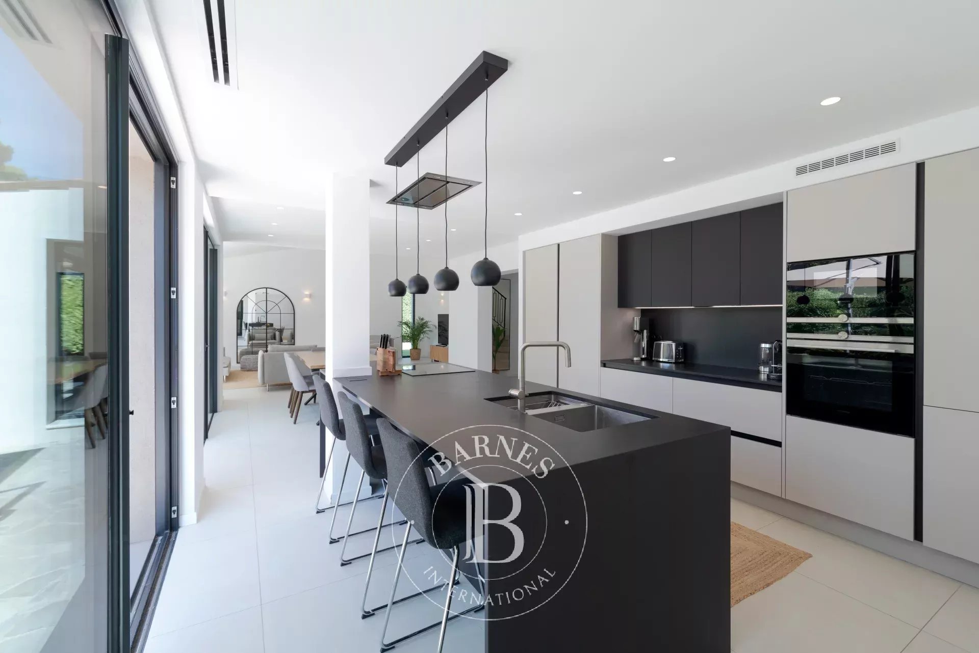 Villa Roquefort-les-Pins - picture 11