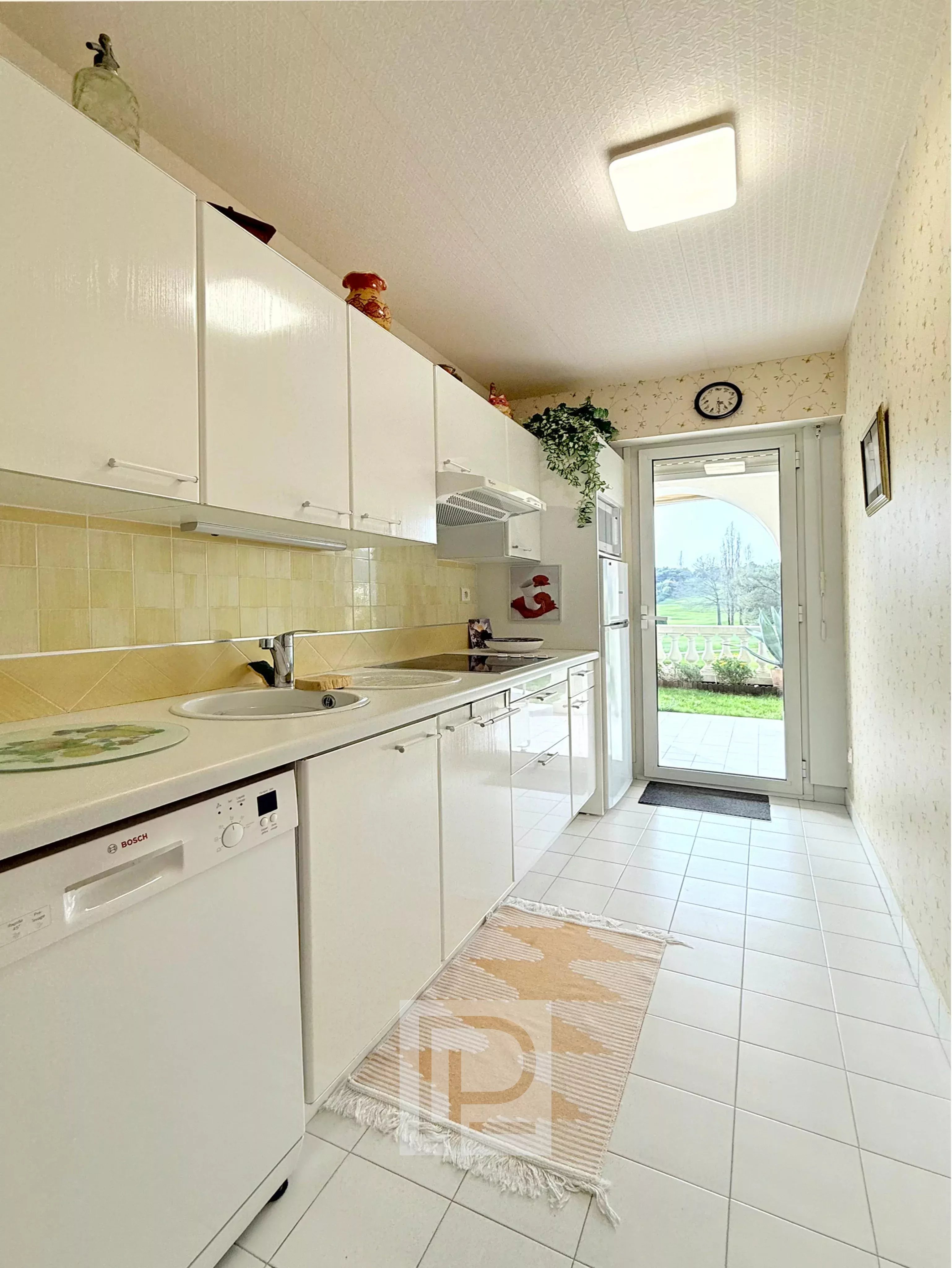Sale Apartment Mandelieu-la-Napoule