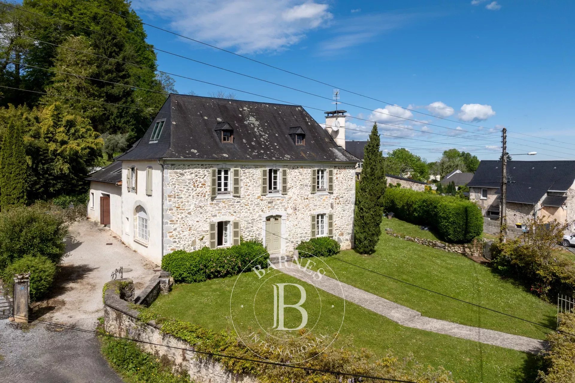 Maison de village Oloron-Sainte-Marie  -  ref 84696438 (picture 2)