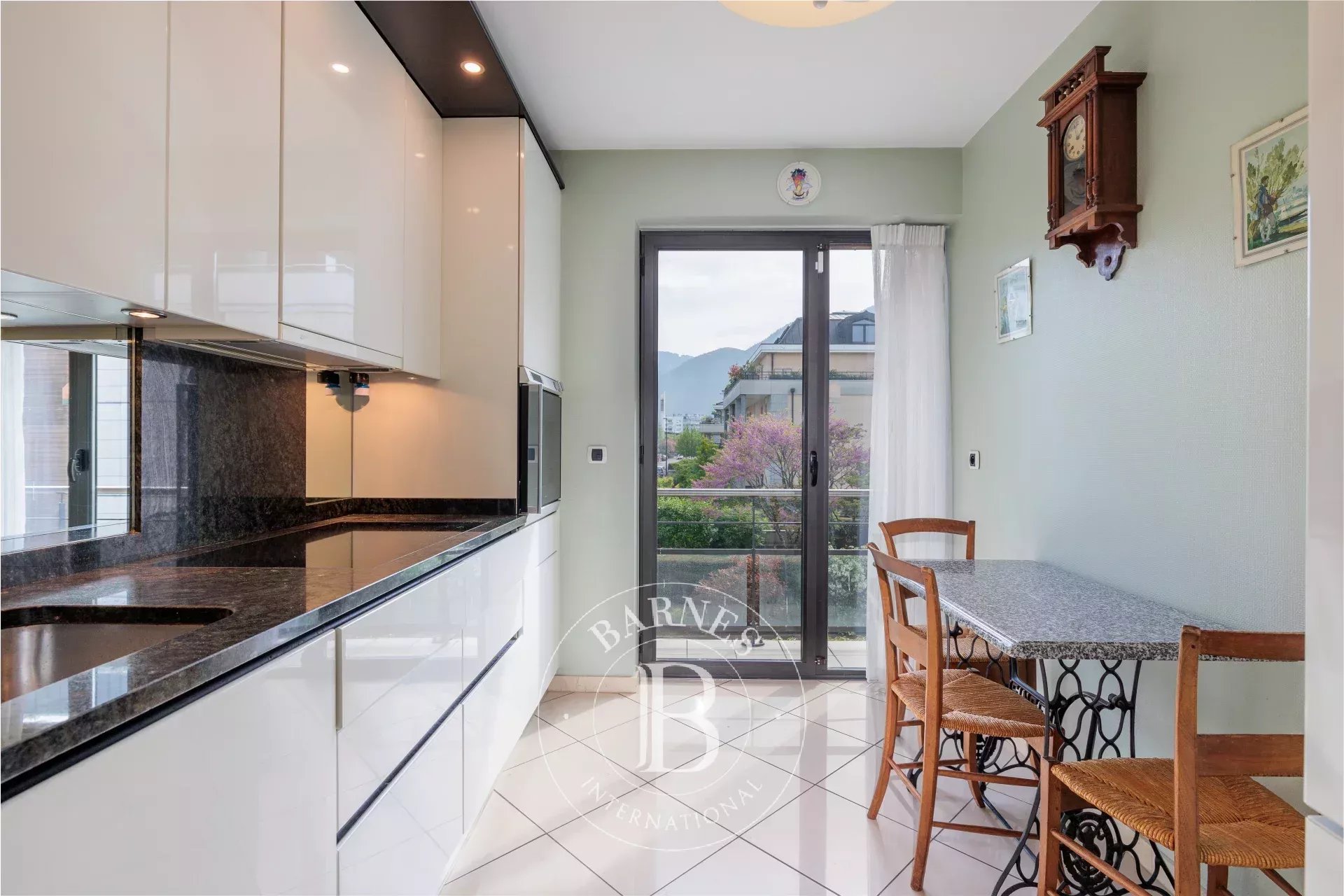 Daire Annecy - picture 4