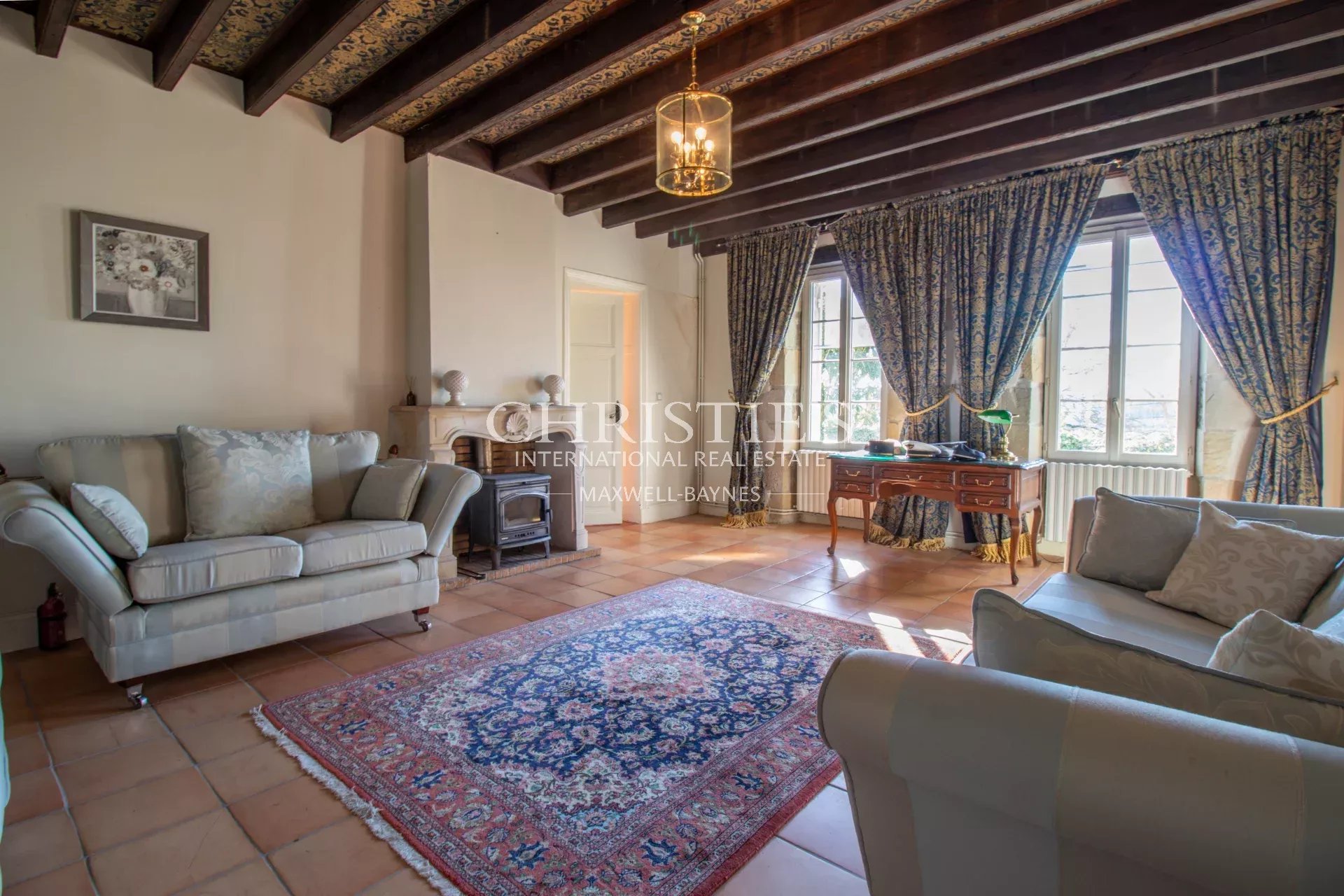 6 Bedroom Villa/Townhouse's Image 6