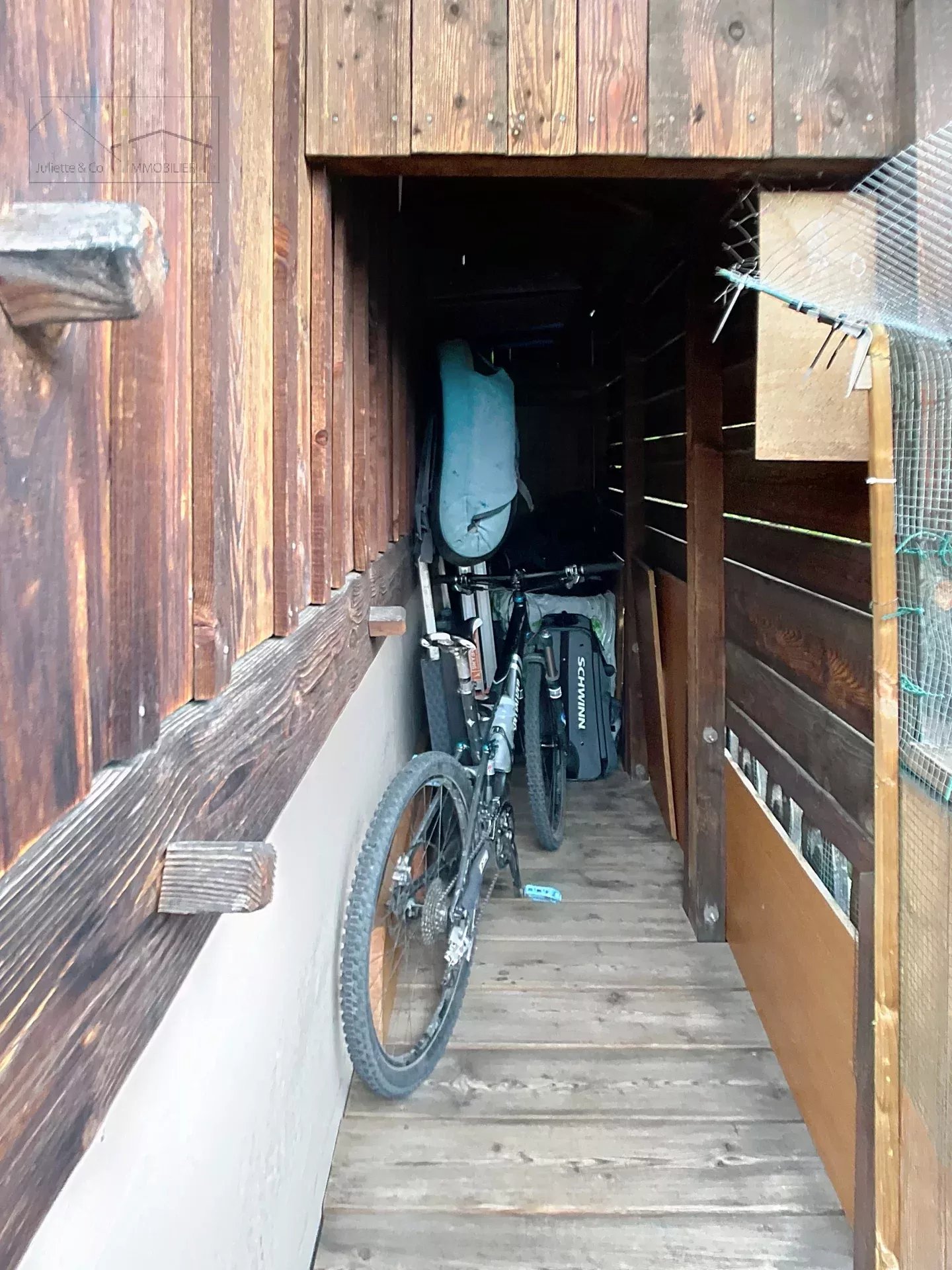 Photo of Charming Alpine Retreat: Spacious 5-Room Apartment