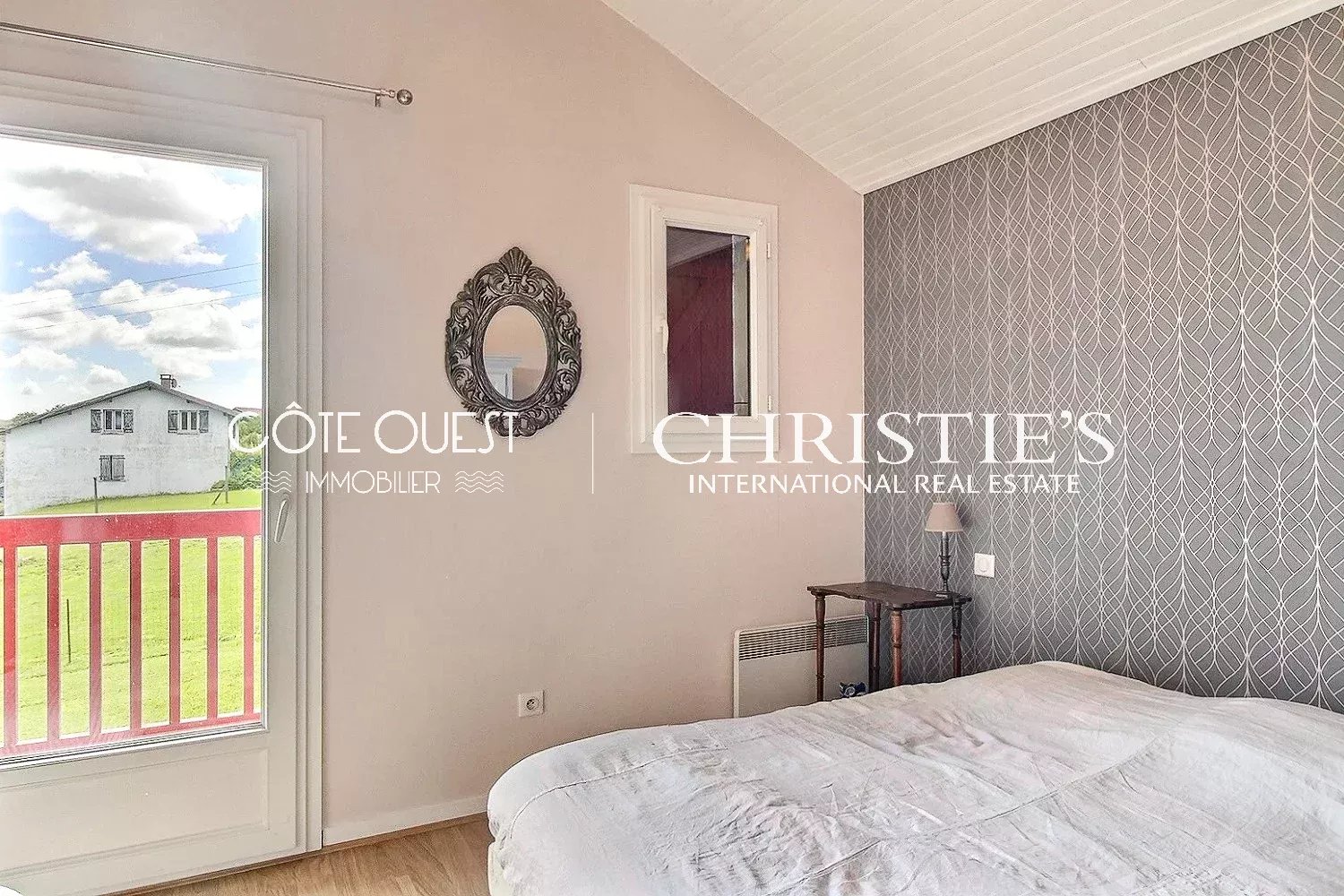 5 Bedroom Villa/Townhouse's Image 12