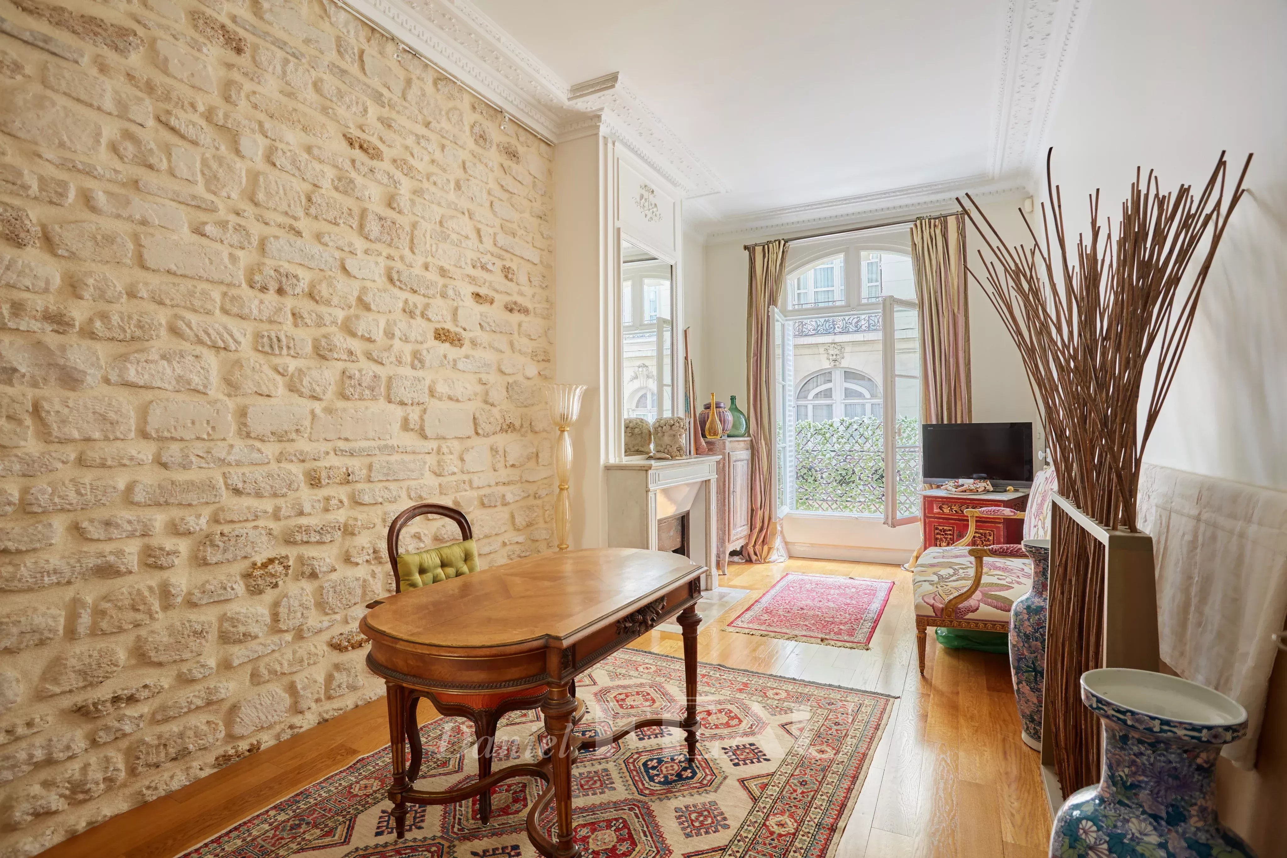 Sale Apartment Paris 16th