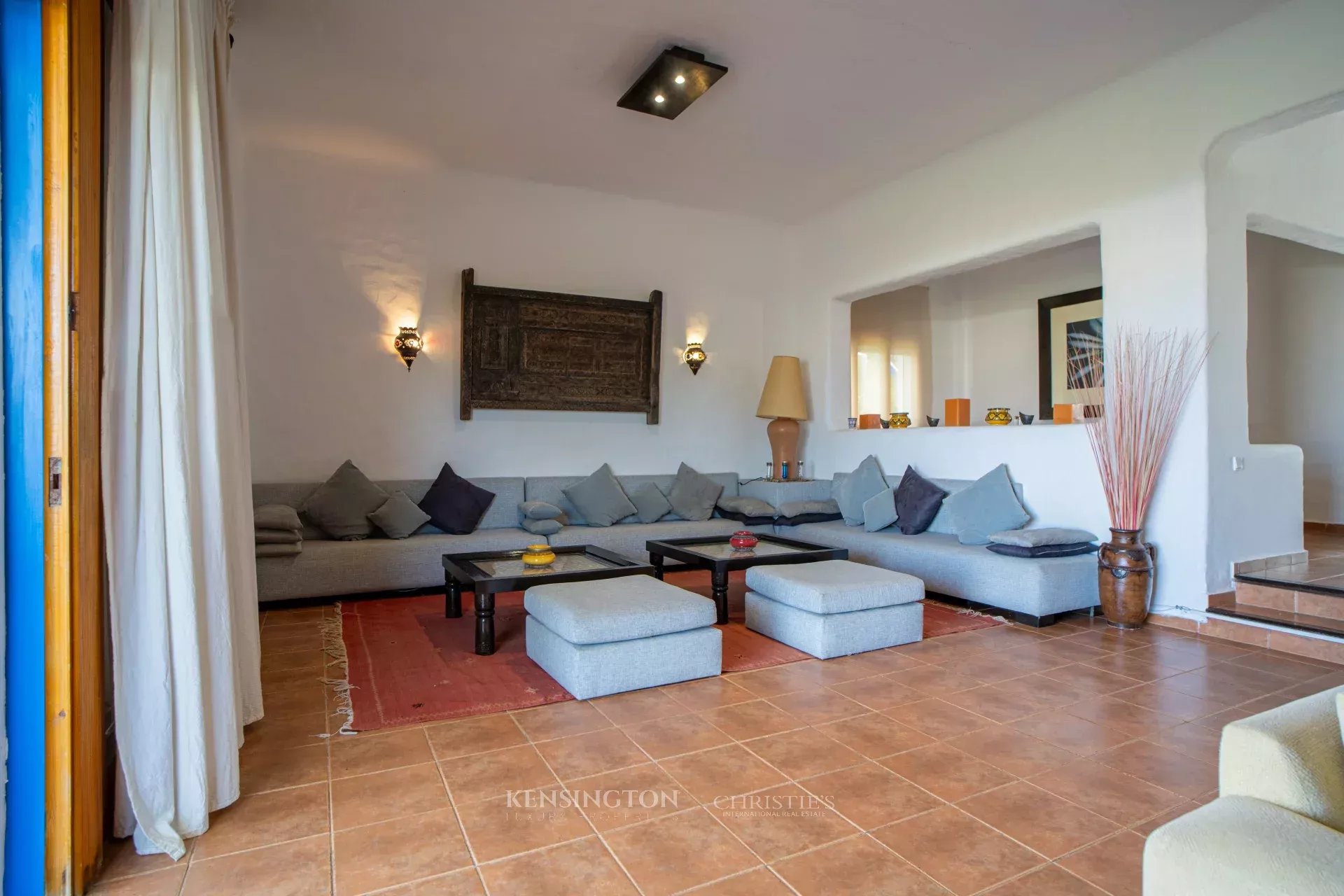 4 Bedroom Villa/Townhouse's Image 4