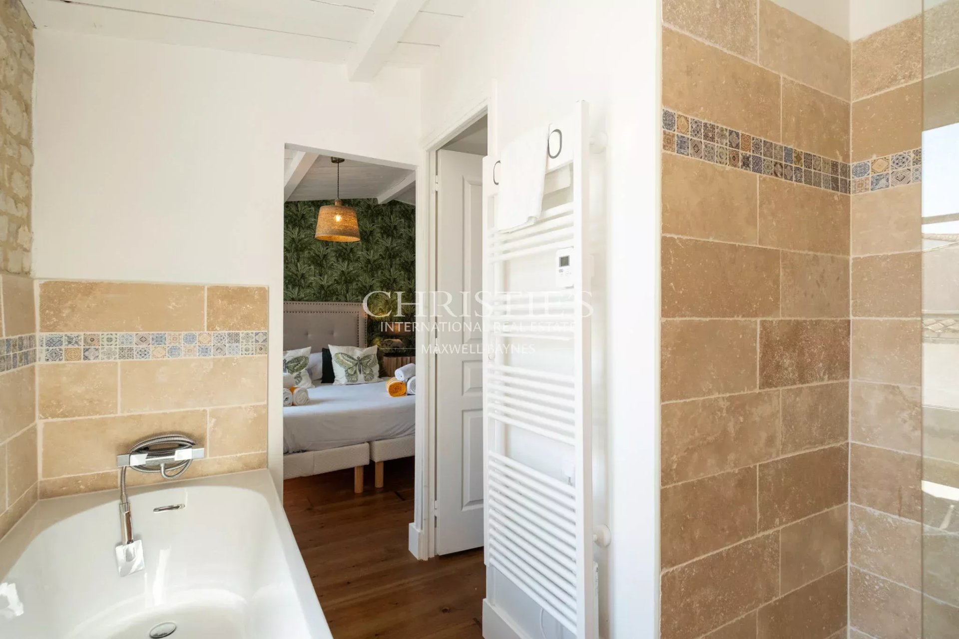 4 Bedroom Villa/Townhouse's Image 5