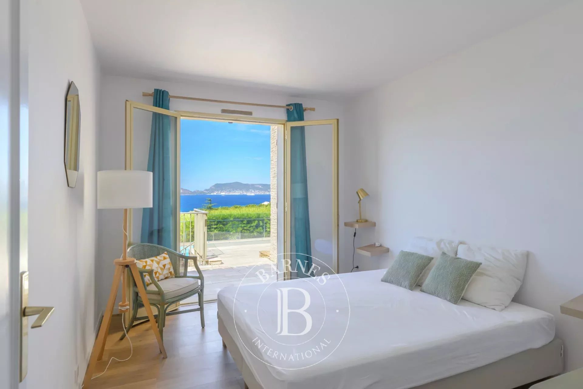 Villa Saint-Cyr-sur-Mer - picture 8