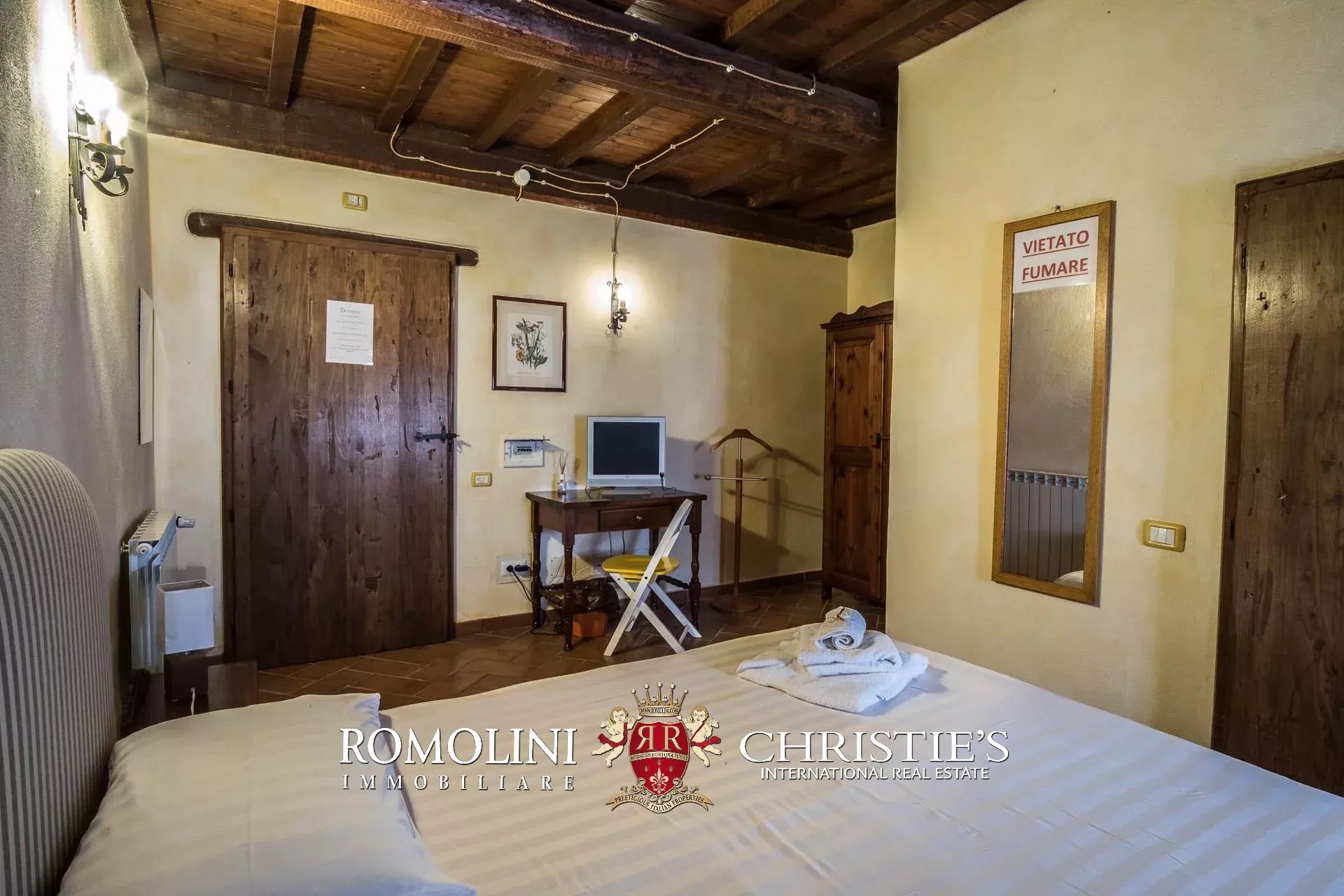 12 Bedroom Villa/Townhouse's Image 94