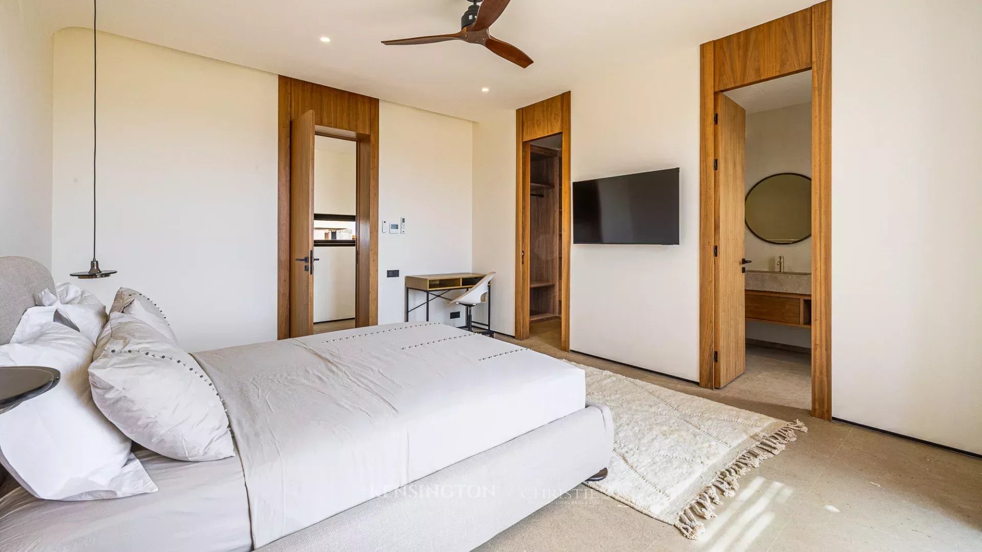 5 Bedroom Villa/Townhouse's Image 25