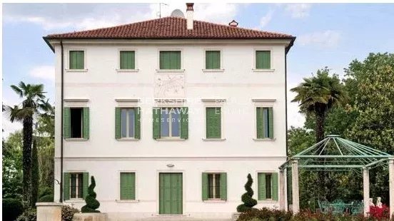 Villa in Treviso - view 1