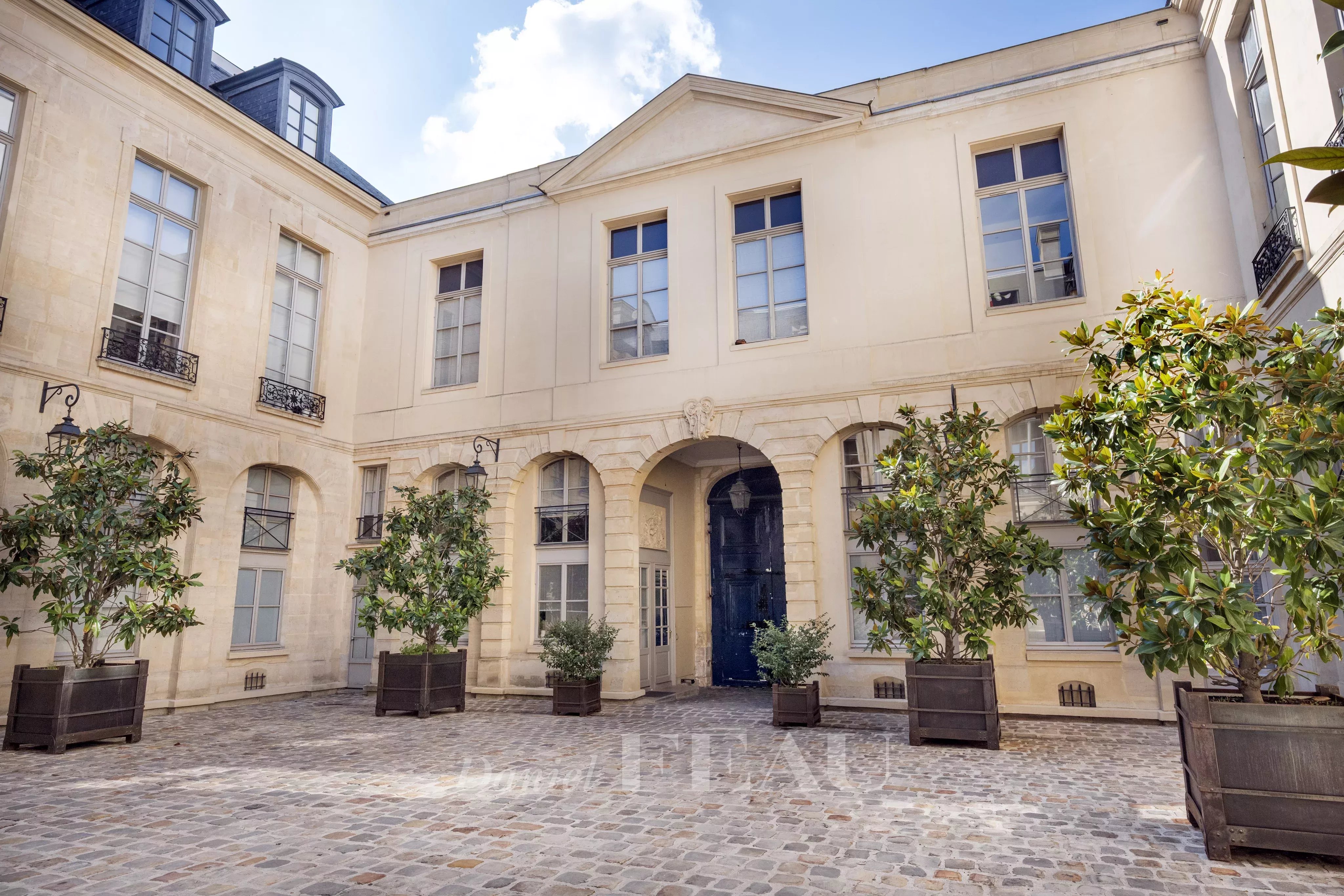 PARIS III - rue de Turenne